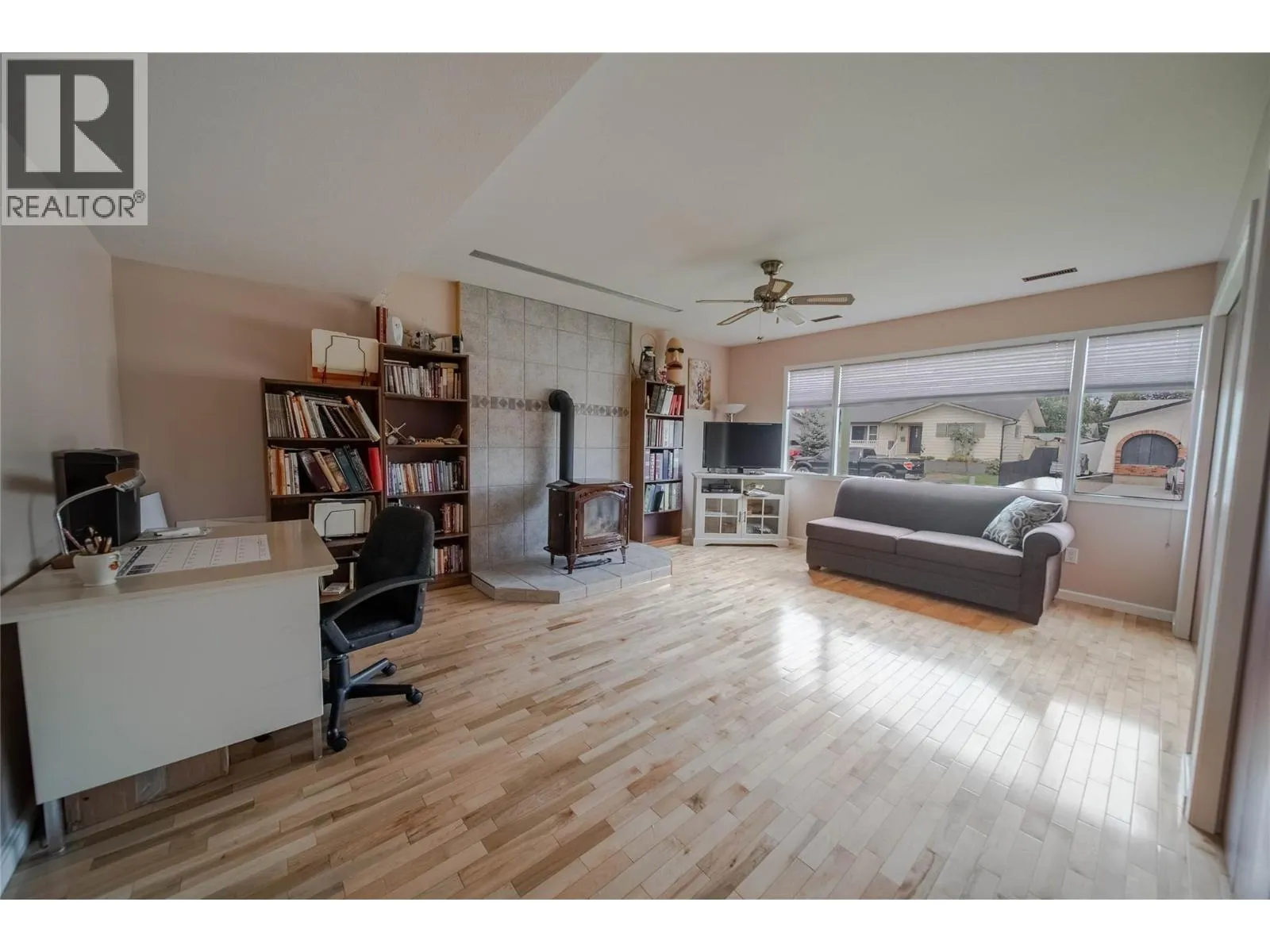 2203 5th Street N