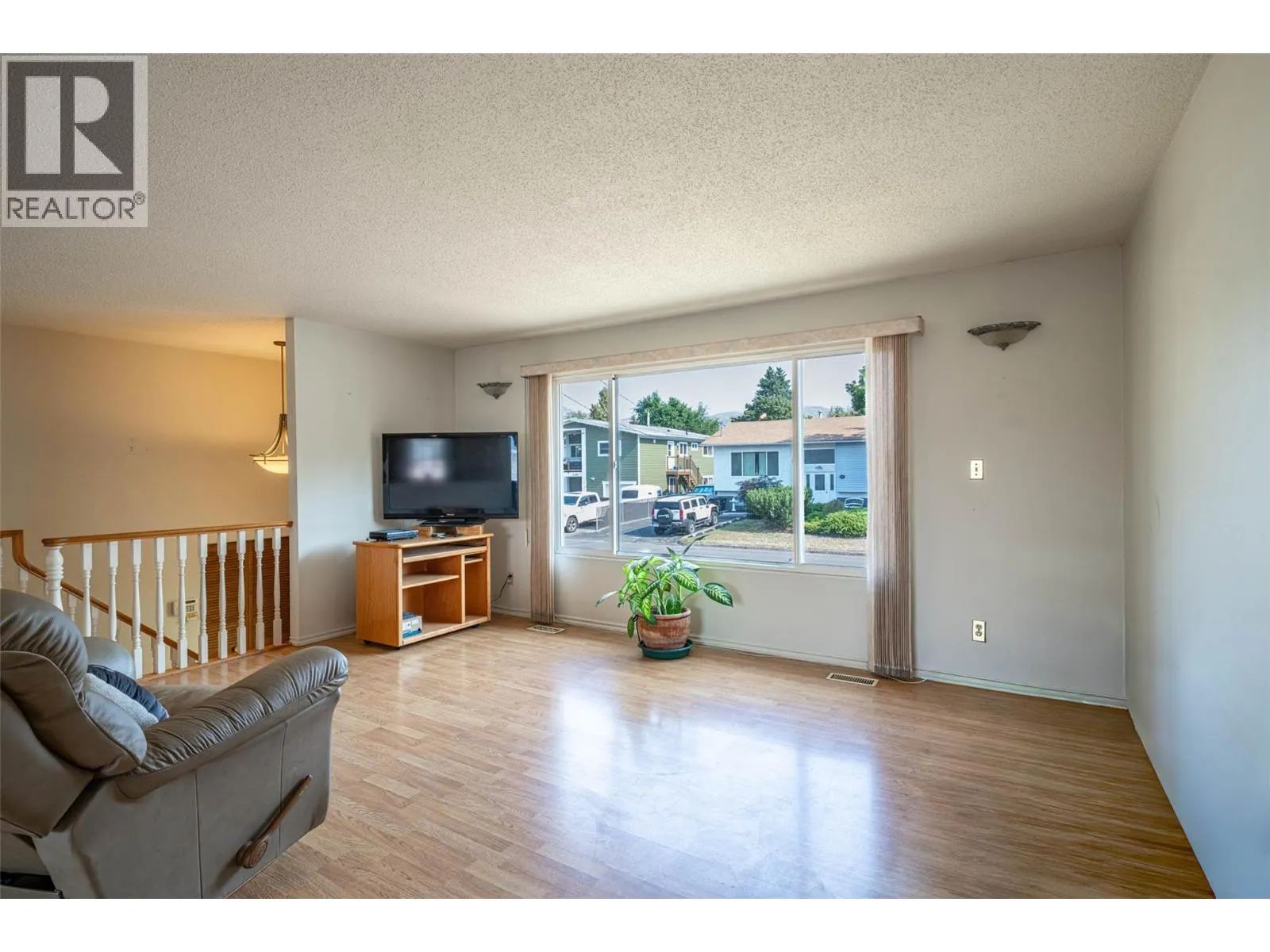 4402 16 Avenue Lot# 7