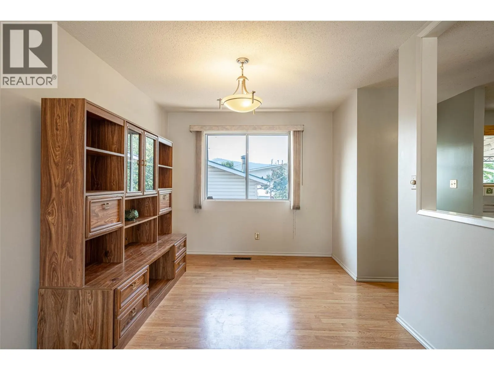 4402 16 Avenue Lot# 7