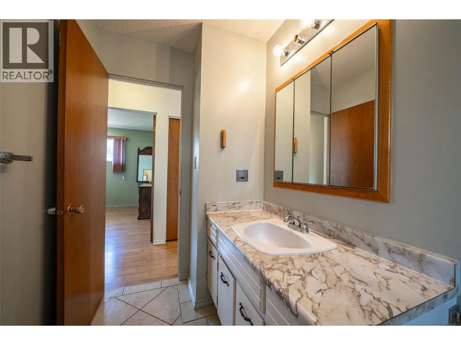 4402 16 Avenue Lot# 7