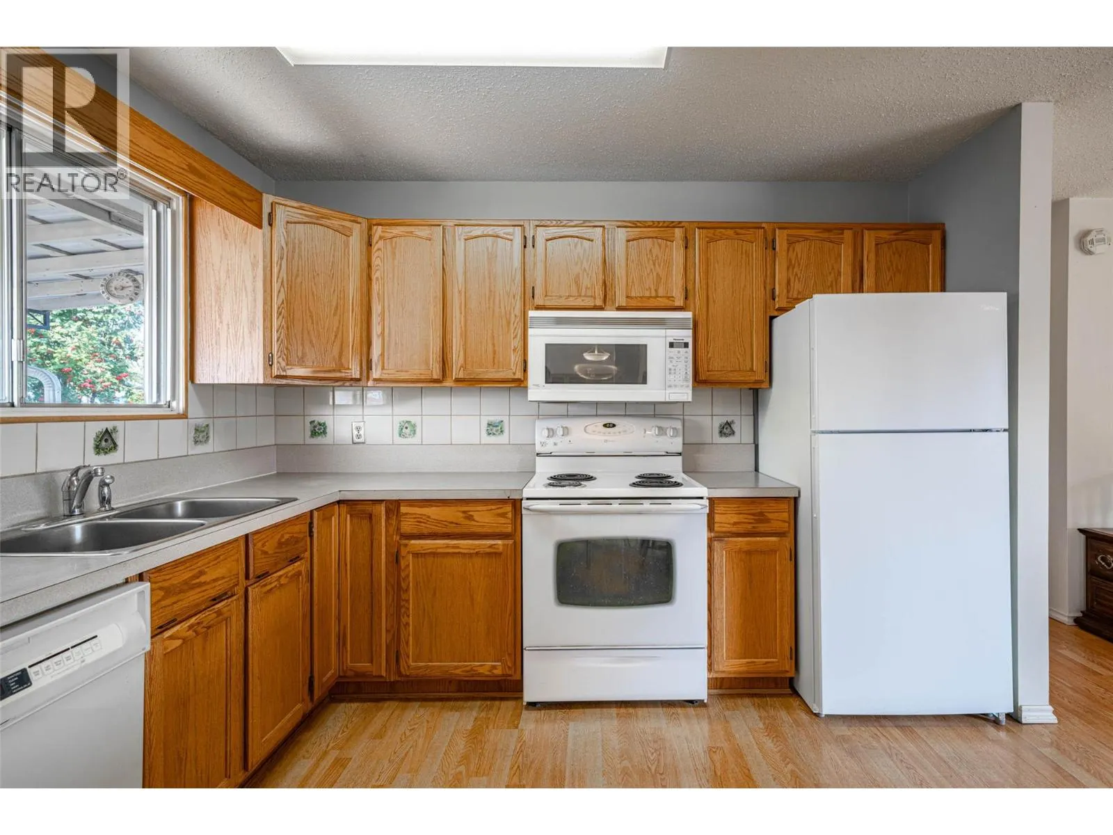 4402 16 Avenue Lot# 7