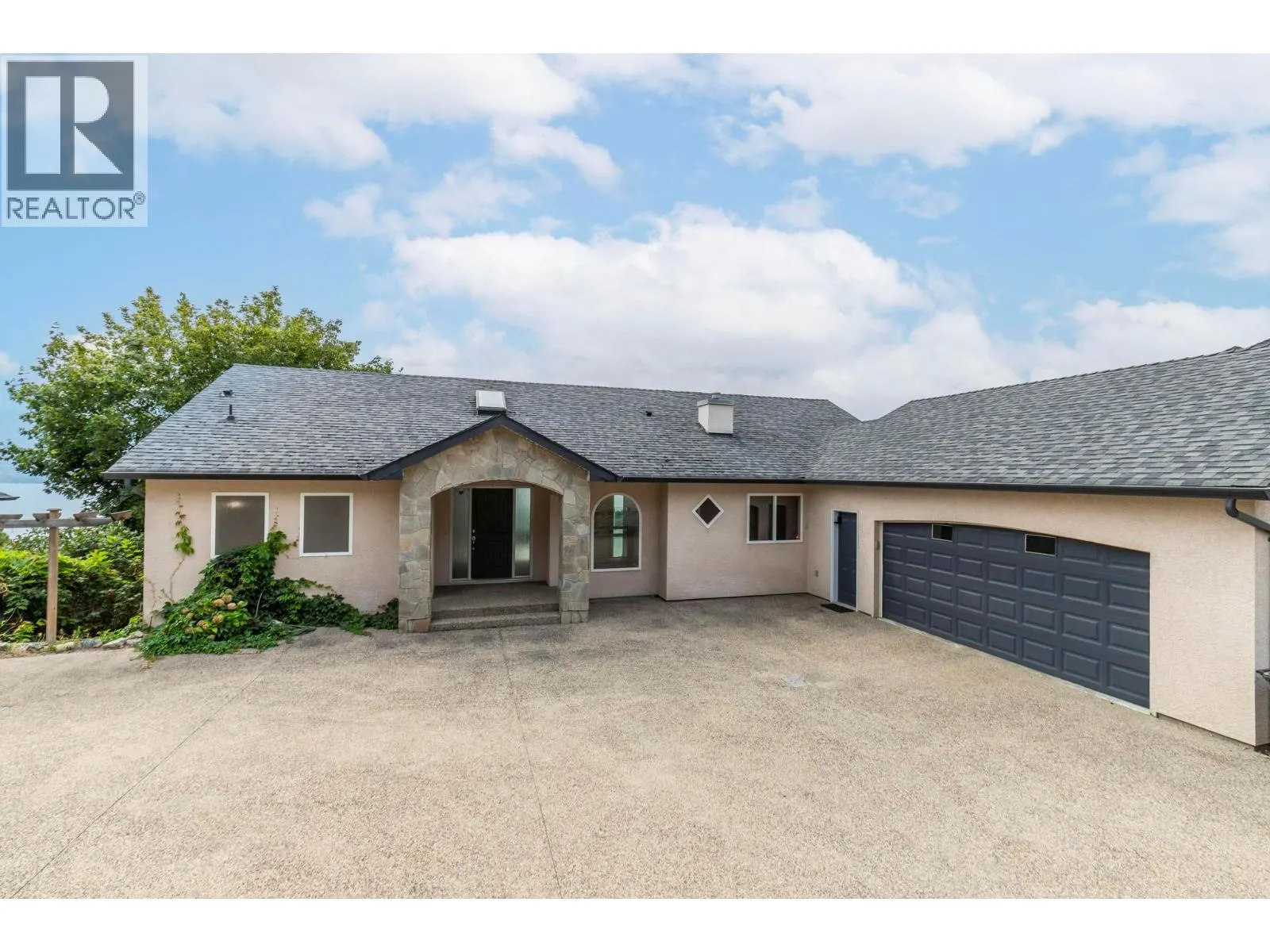 1569 Gregory Road
