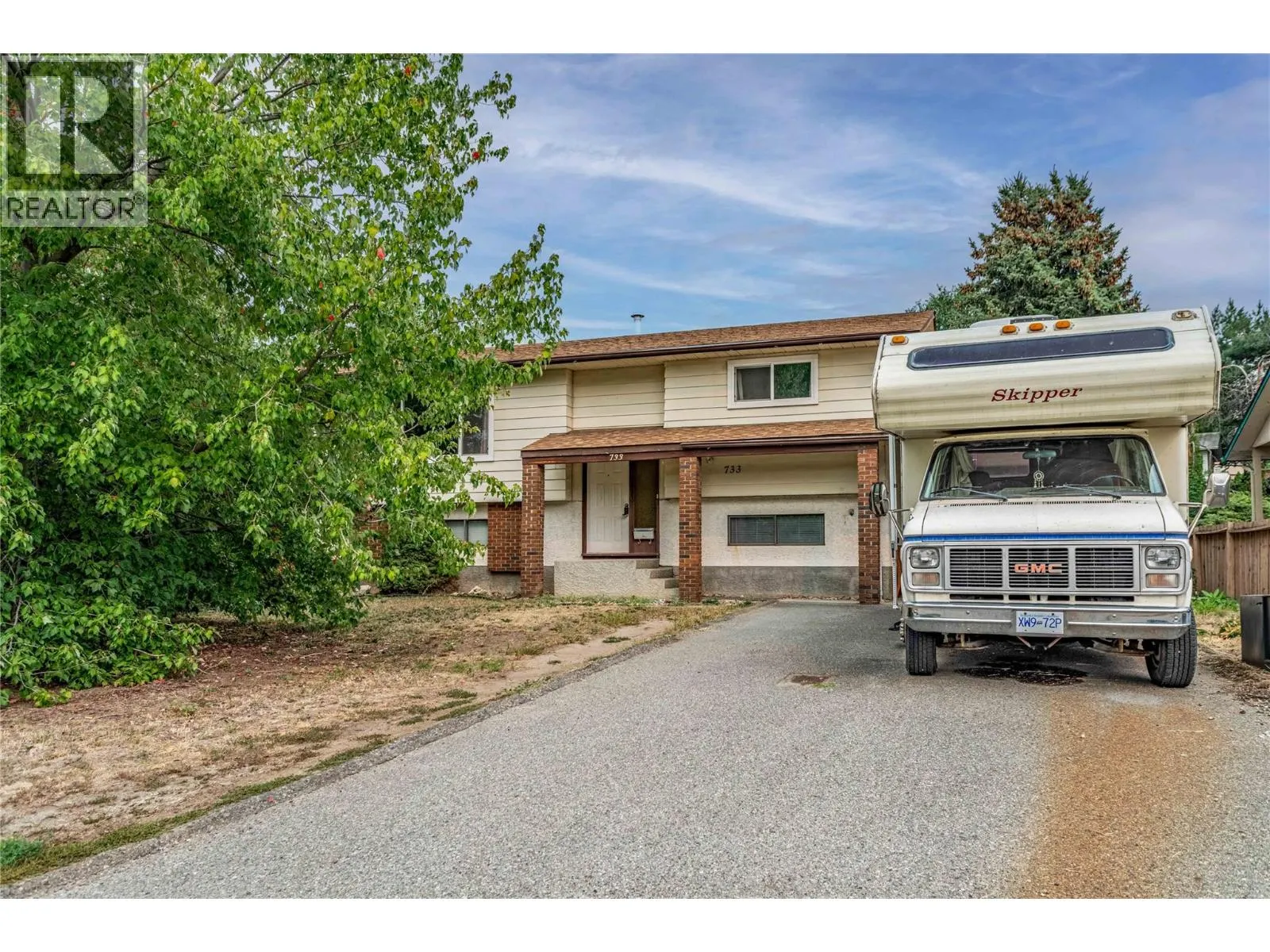 733 Josselyn Court
