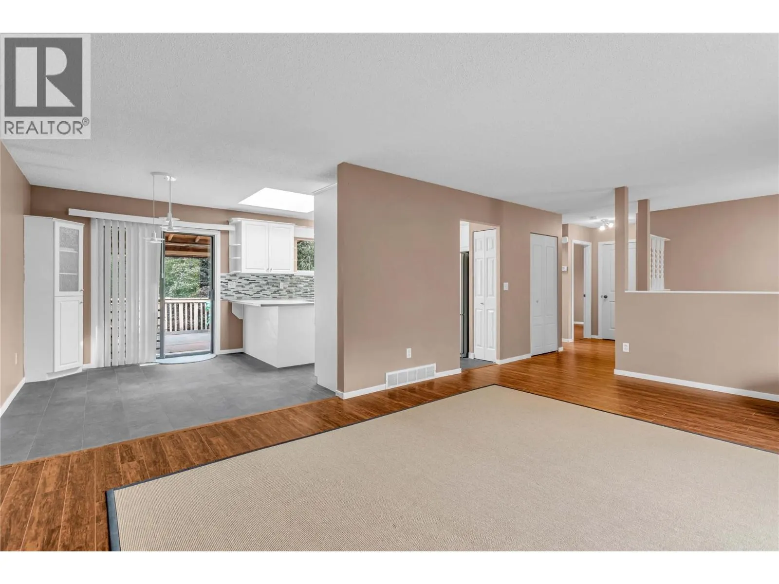 733 Josselyn Court