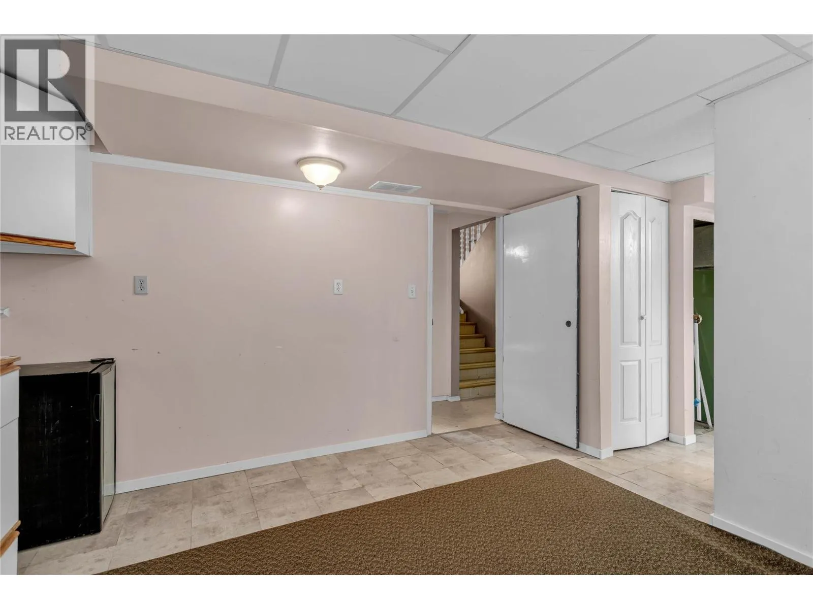 733 Josselyn Court