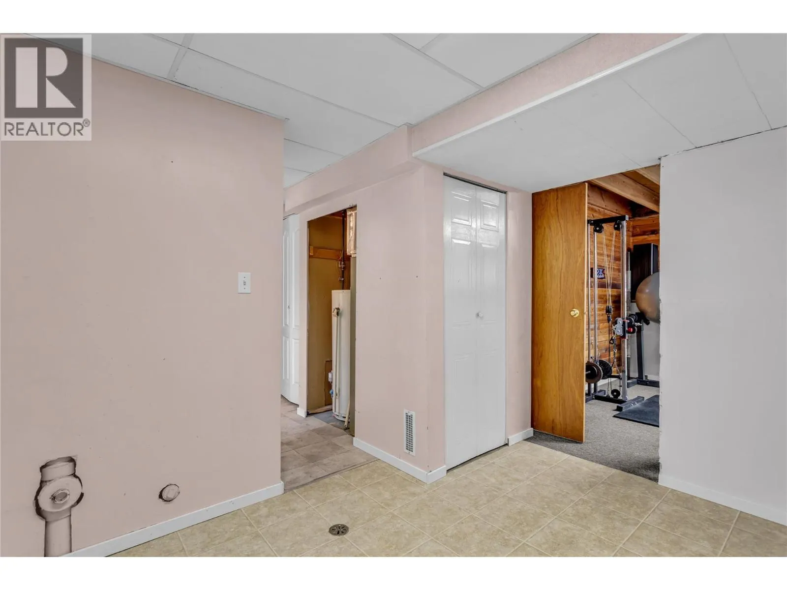 733 Josselyn Court