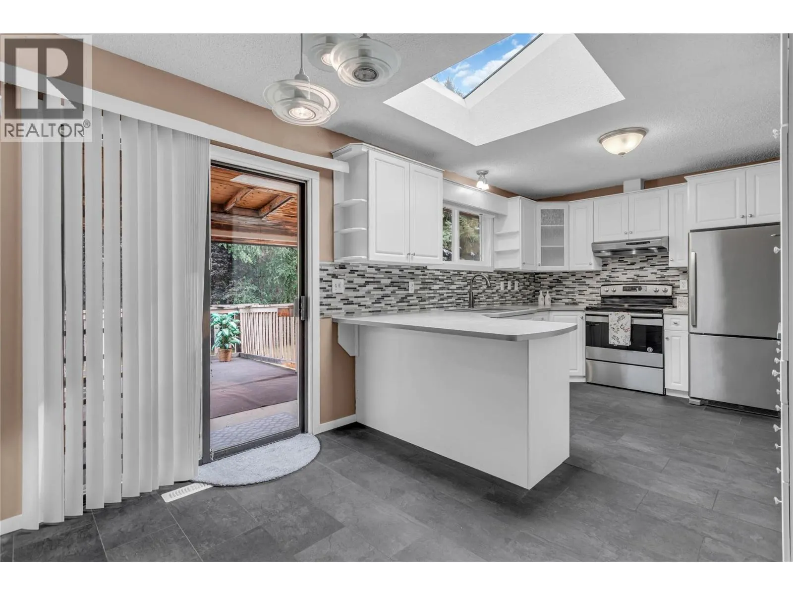 733 Josselyn Court