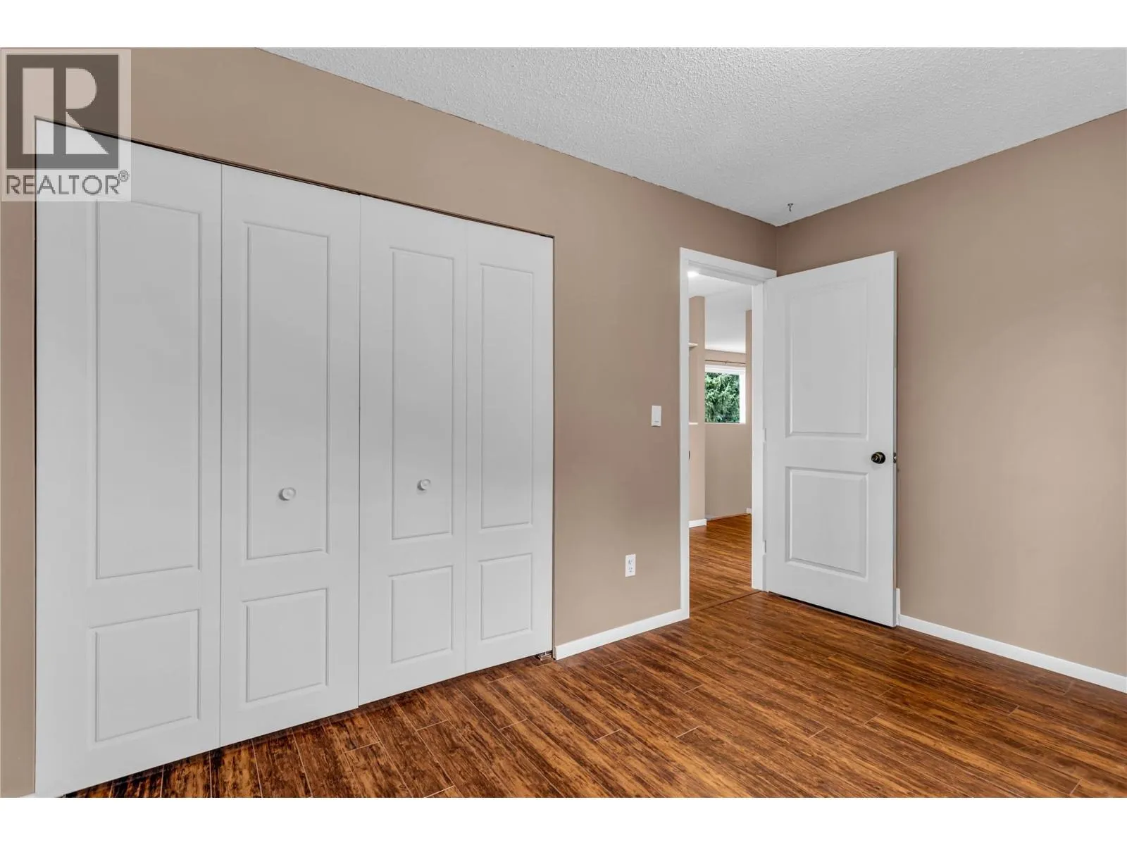 733 Josselyn Court