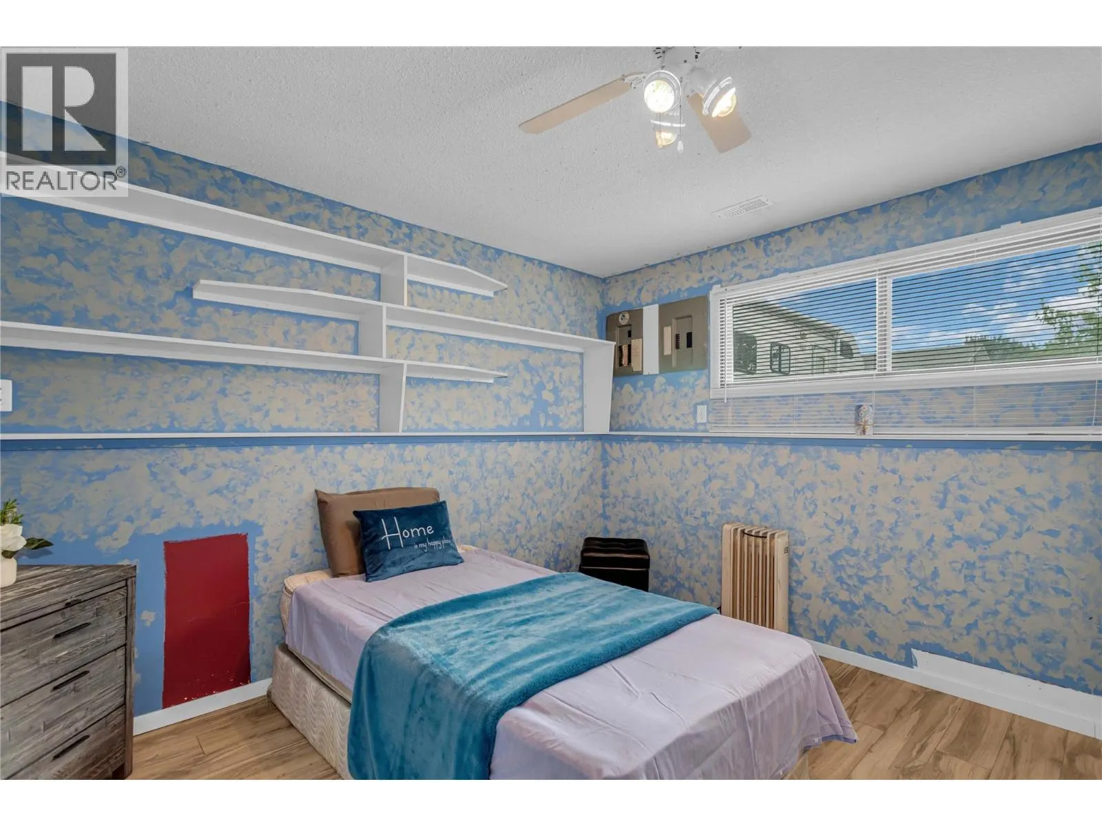 733 Josselyn Court