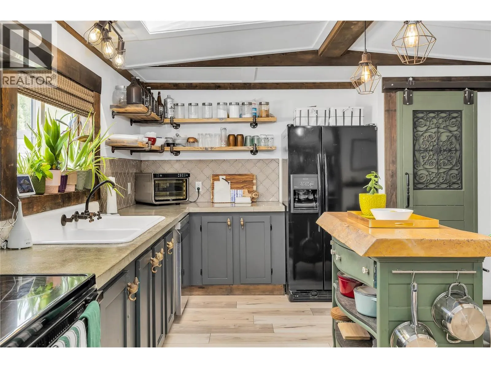 9020 Jim Bailey Road Unit# 142