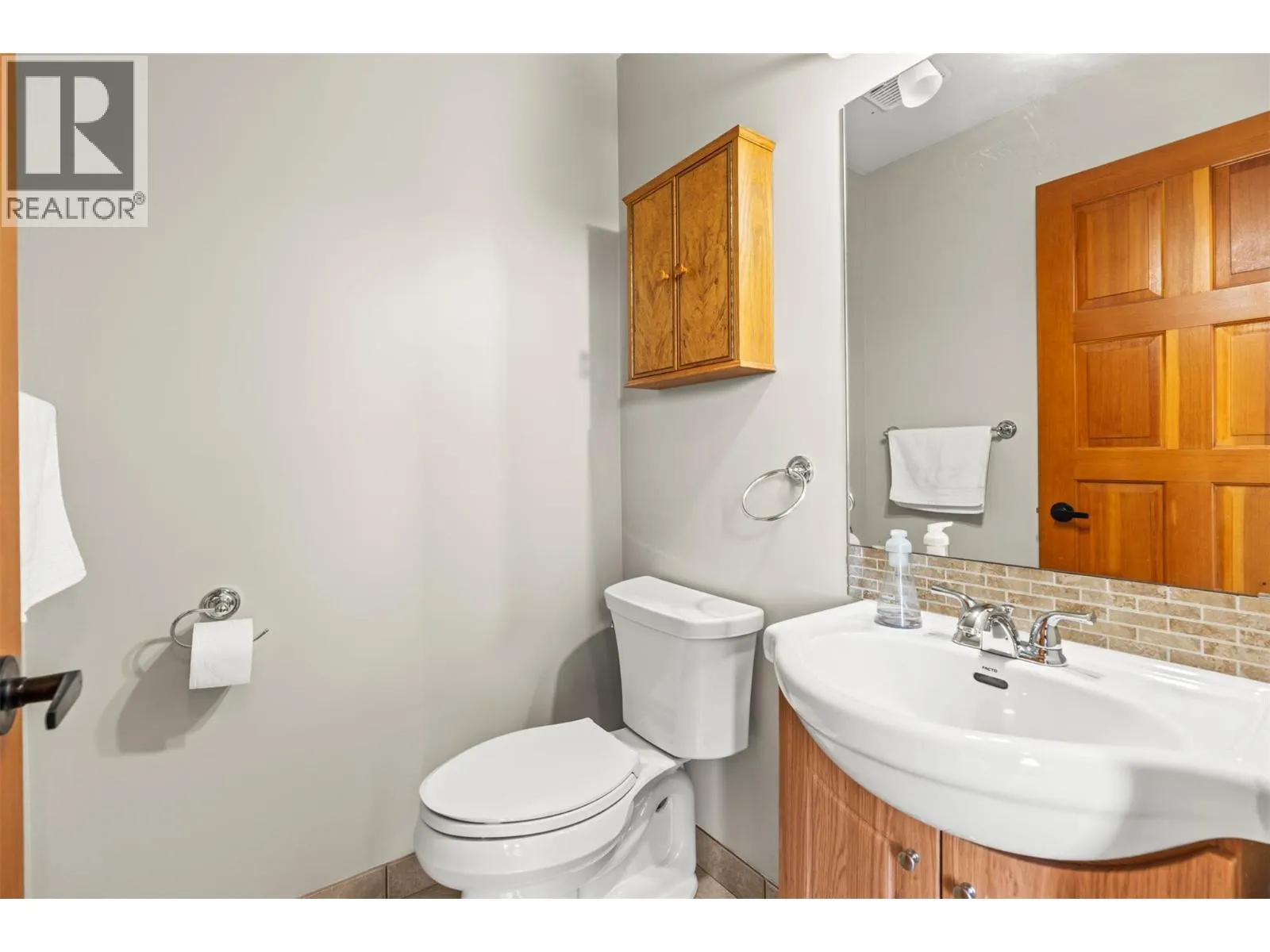 3901 35 Avenue Unit# 2