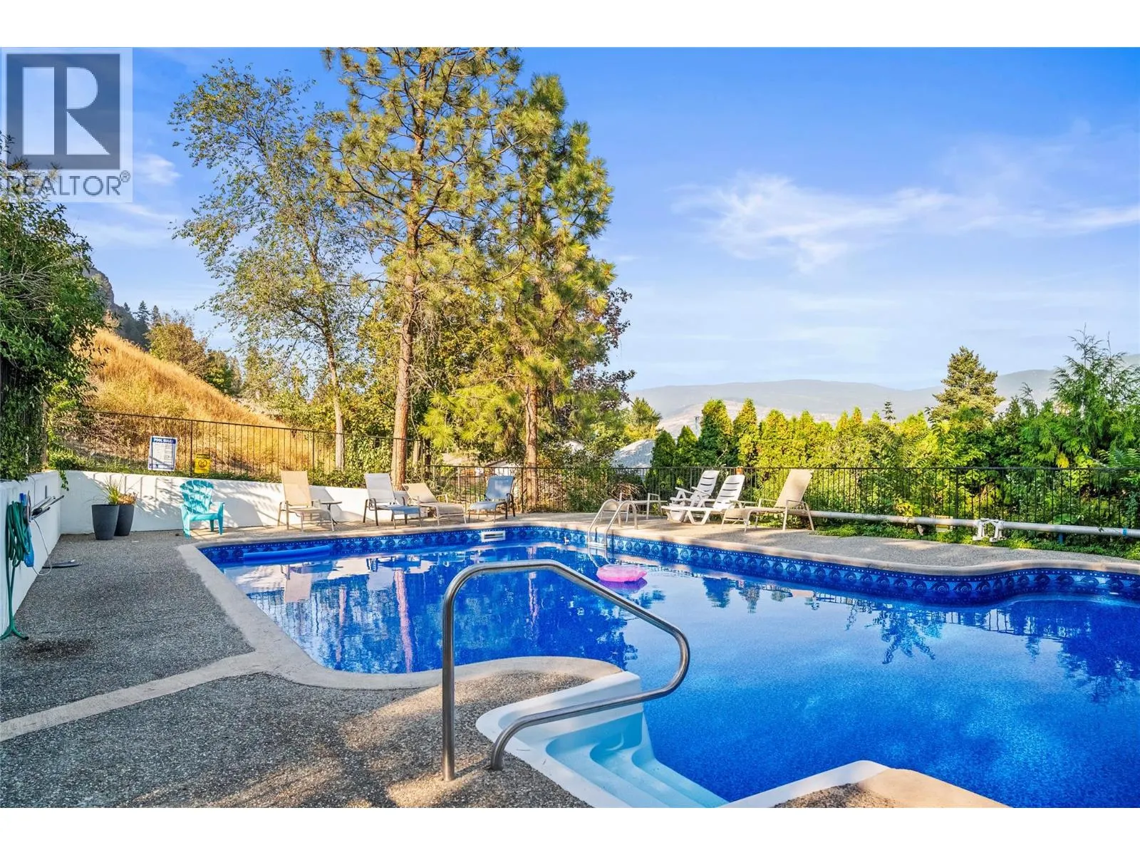 3901 35 Avenue Unit# 2