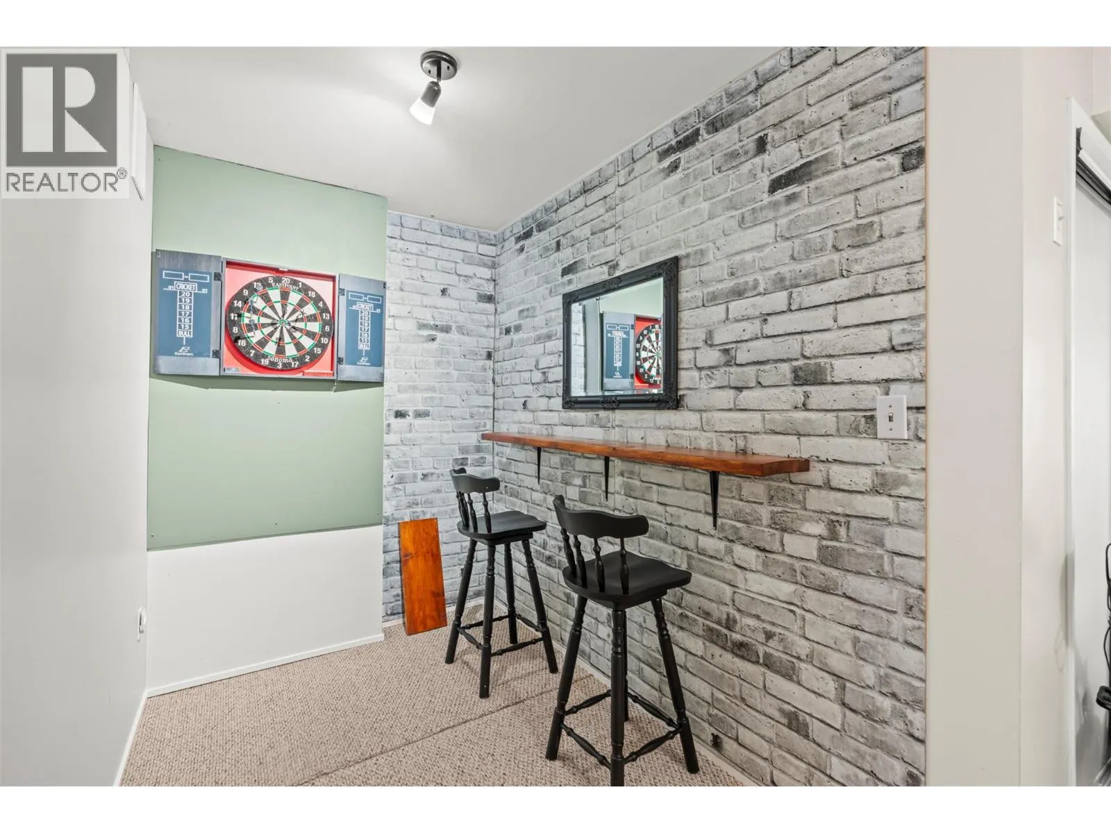 3901 35 Avenue Unit# 2