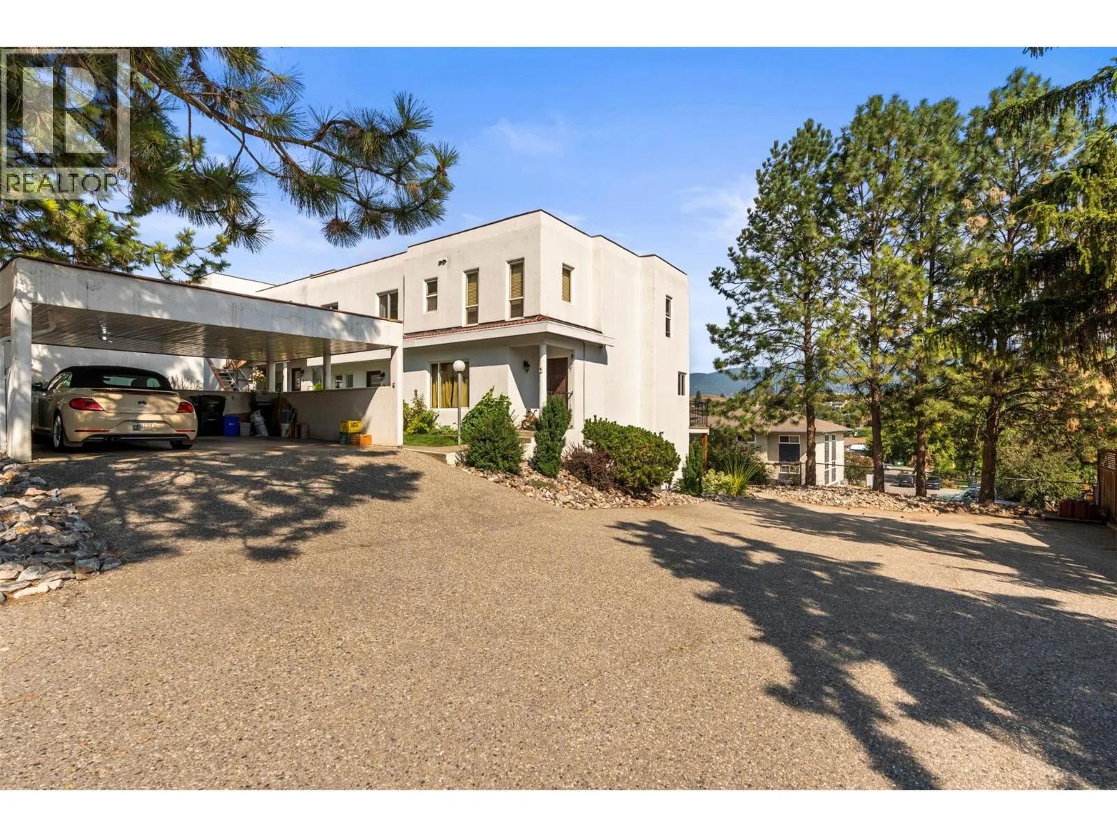 3901 35 Avenue Unit# 2