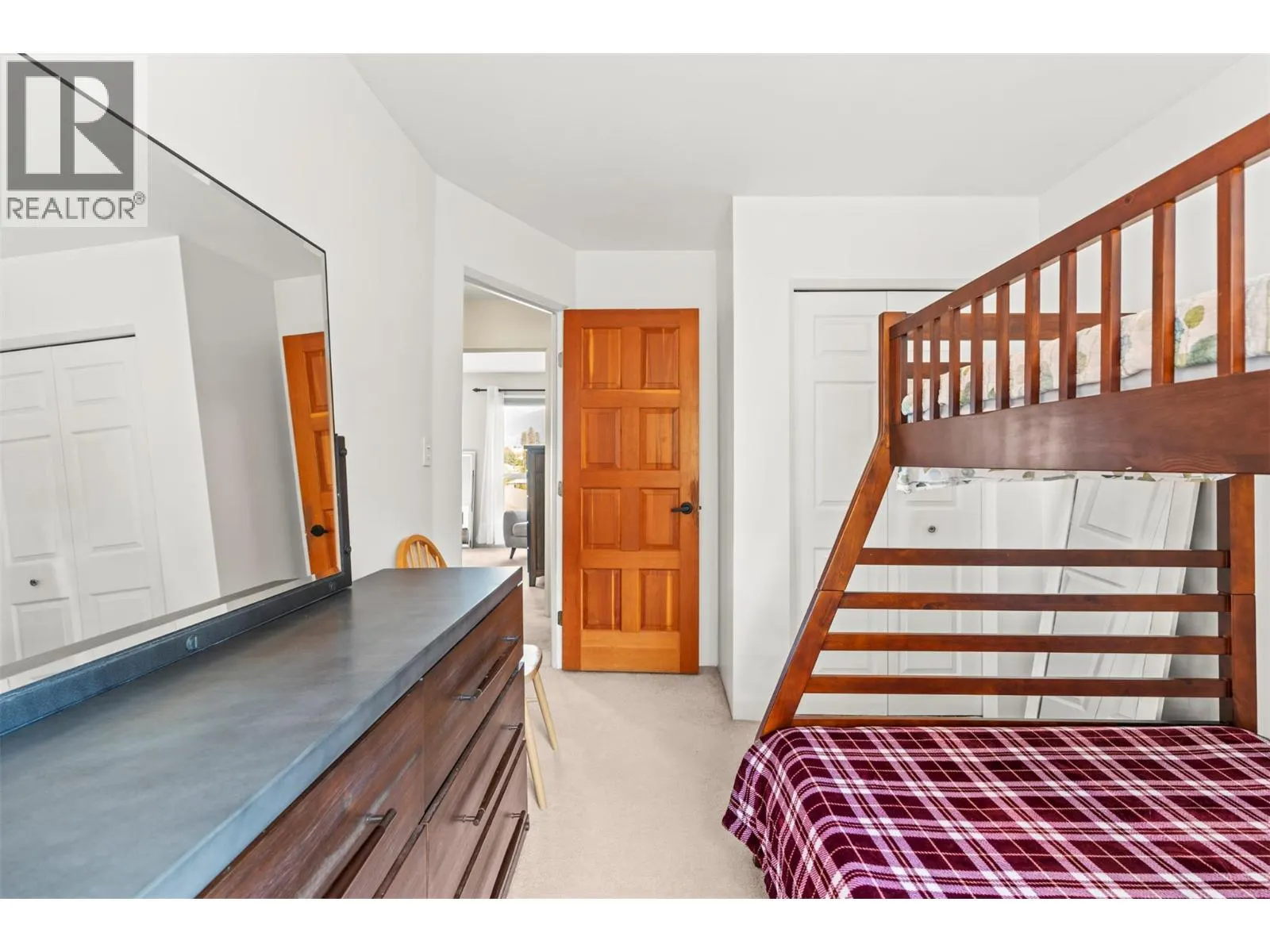 3901 35 Avenue Unit# 2