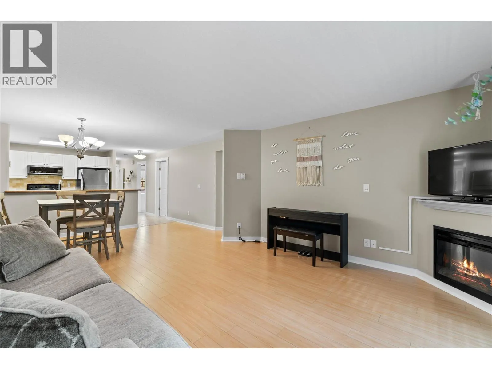 301 Browne Road Unit# 210