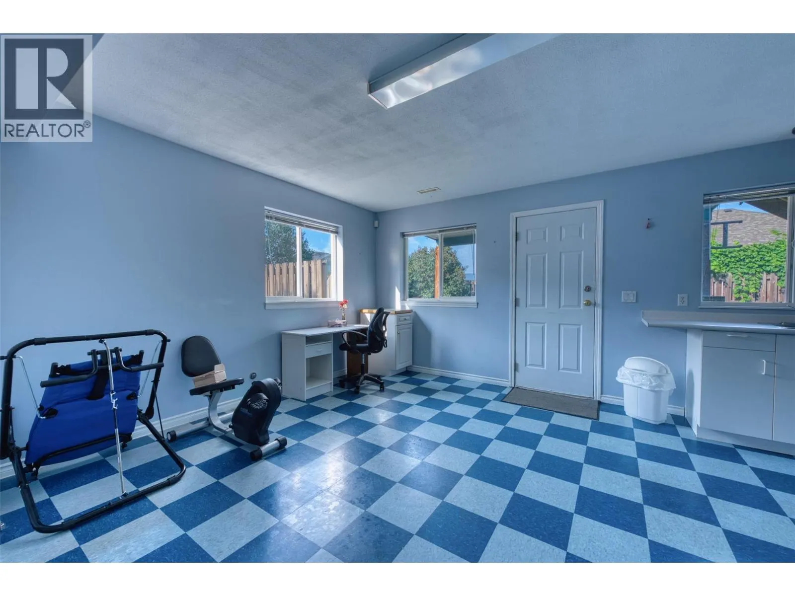 2031 Game Court