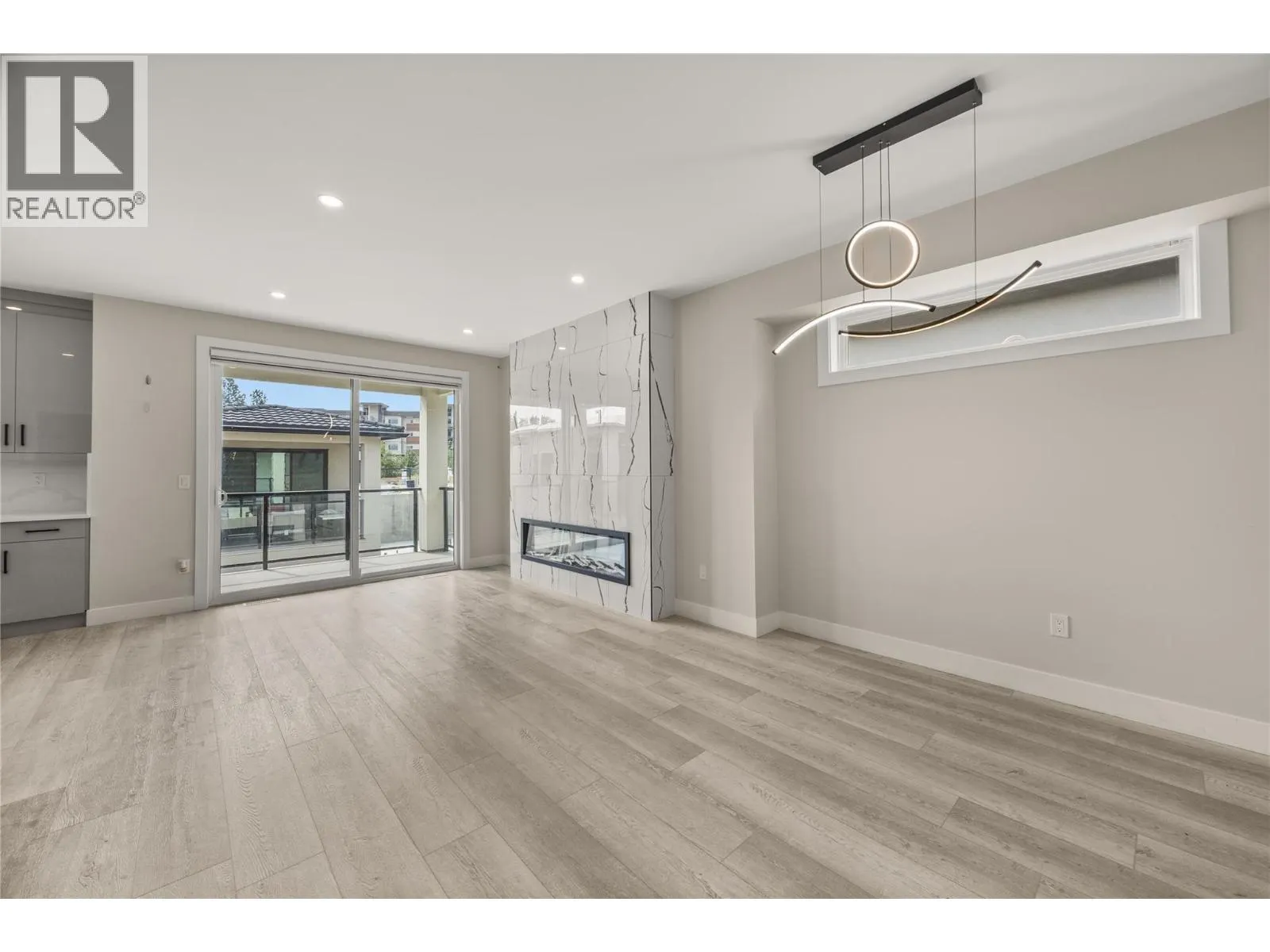 1789 Viewpoint Drive