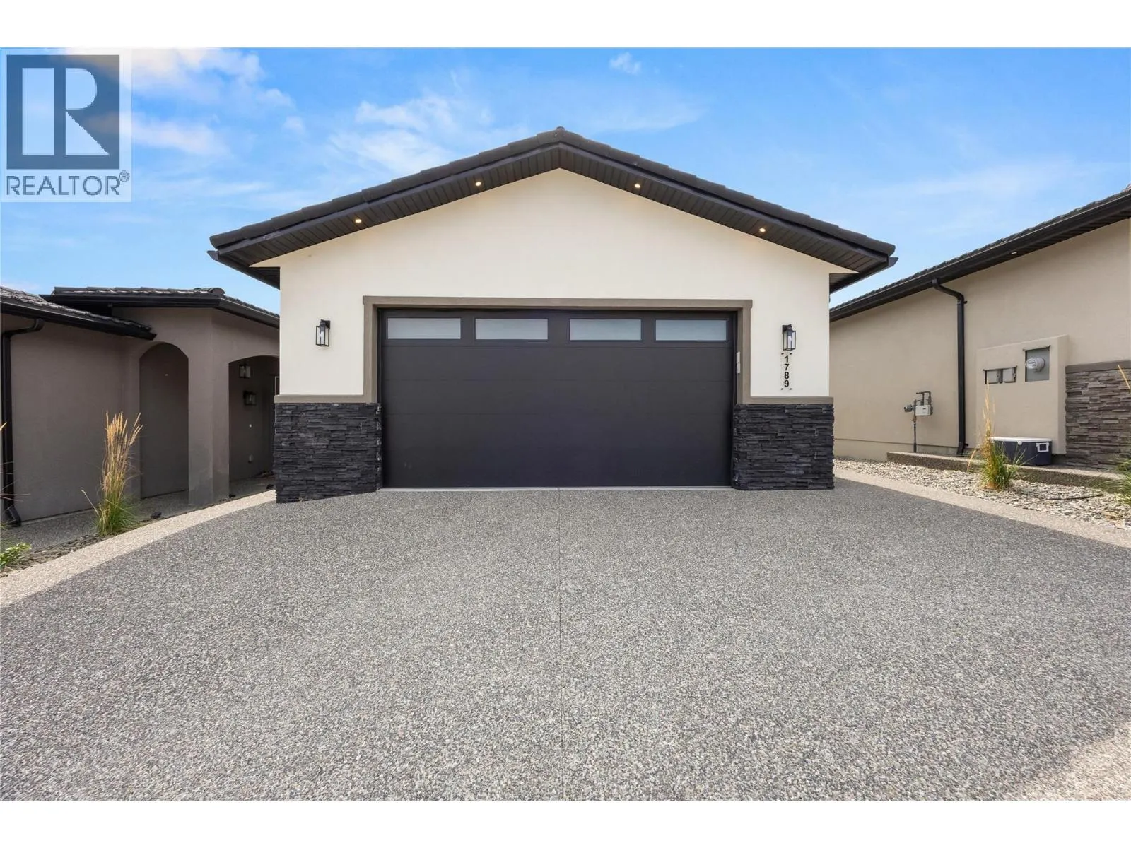 1789 Viewpoint Drive