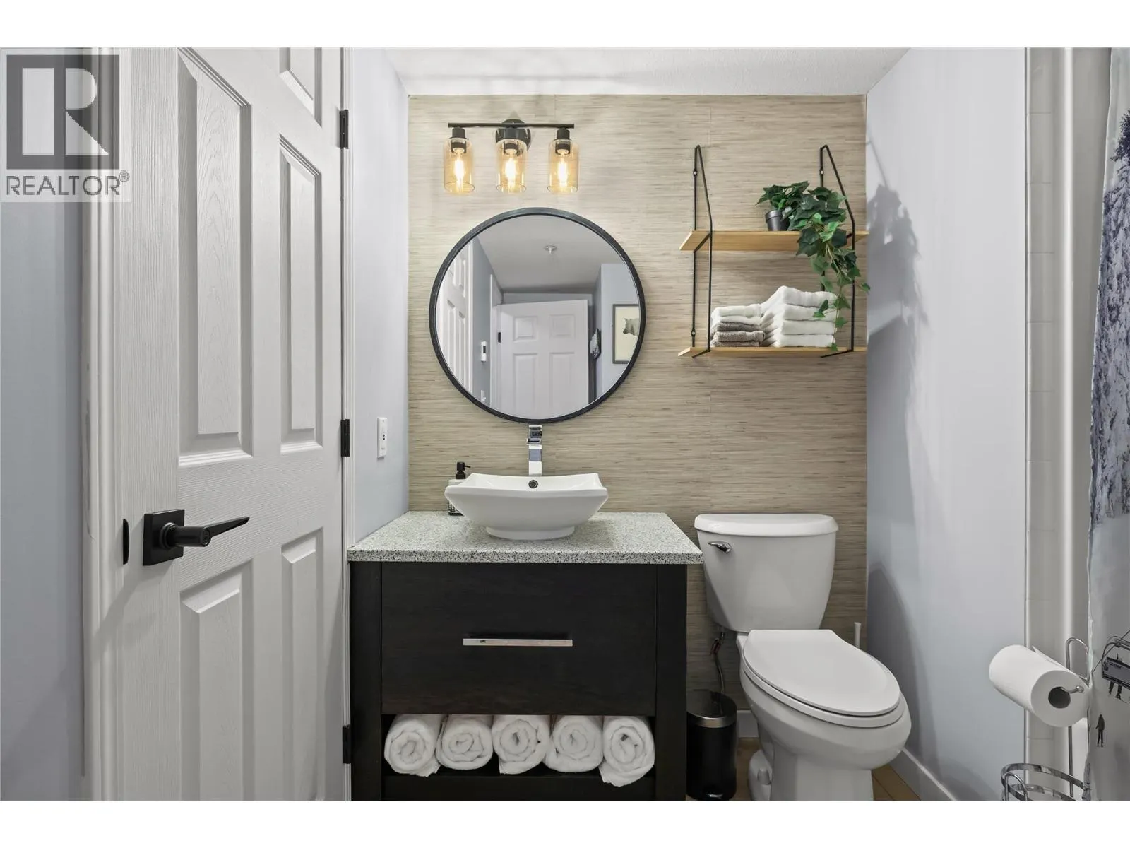 215 Kettleview Road Unit# 105