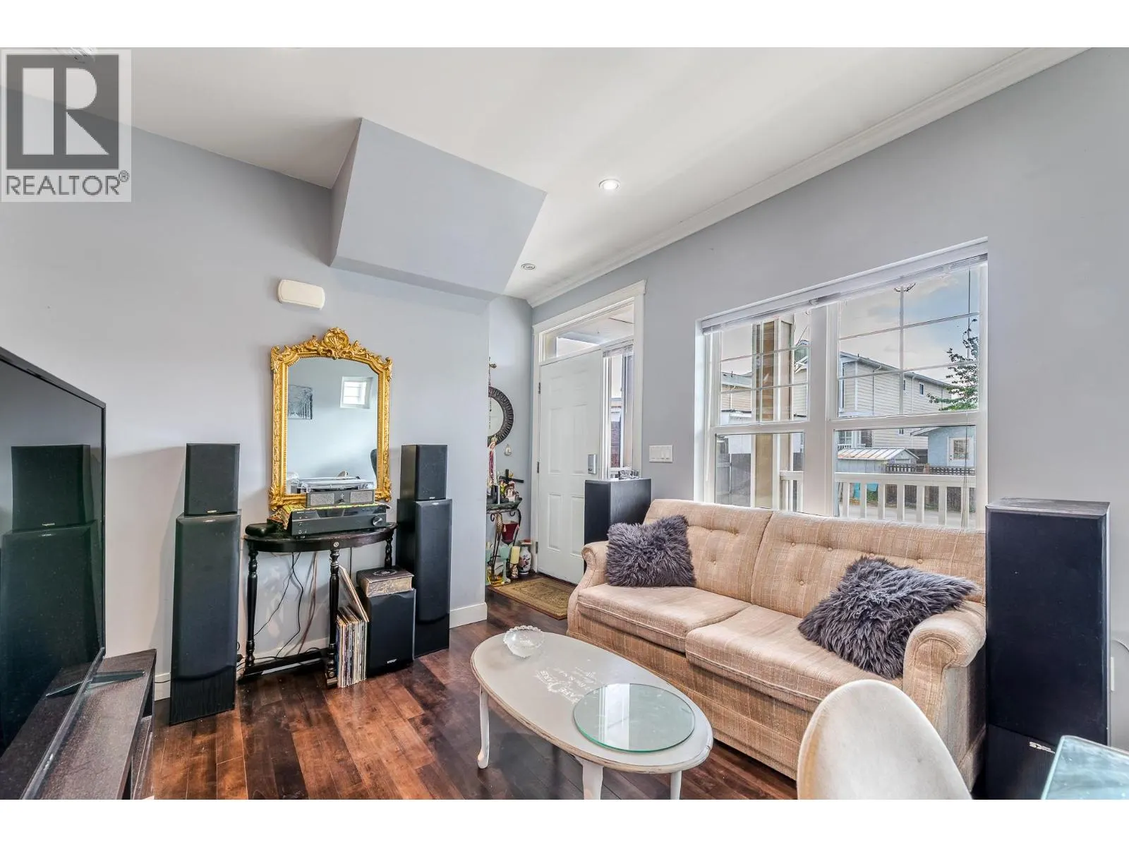 454 Westminster Avenue W Unit# 102