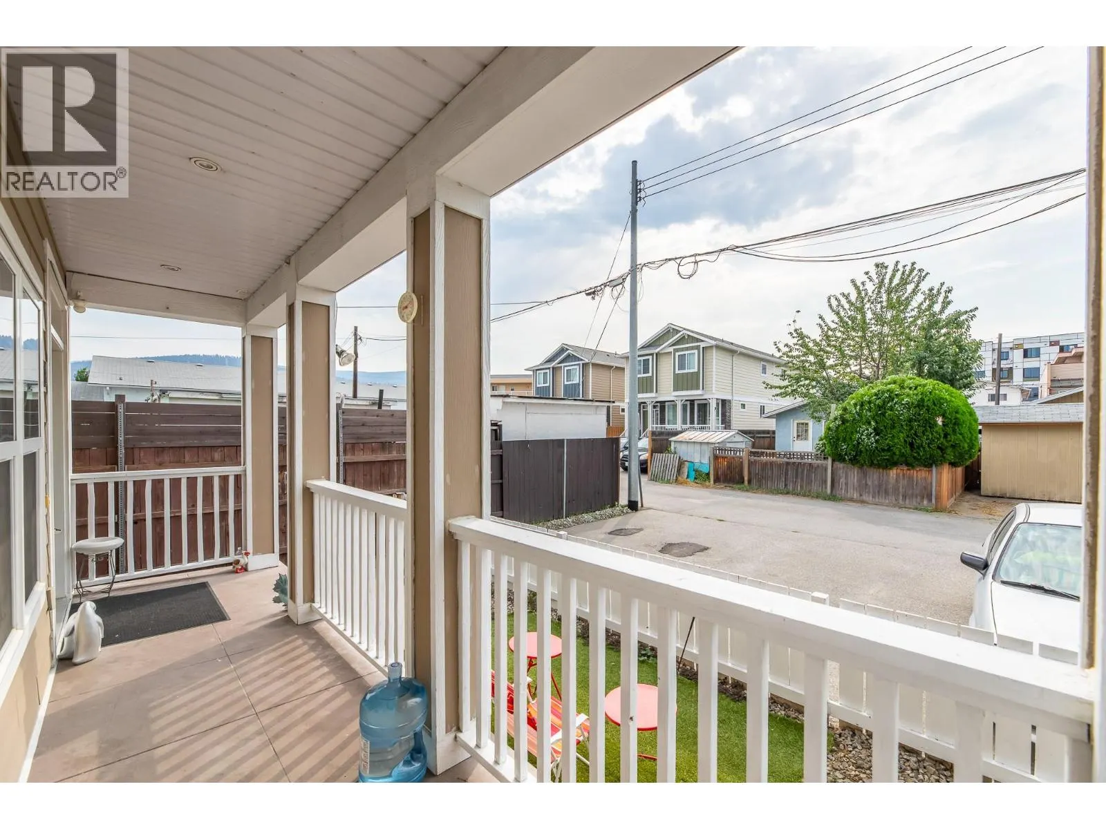 454 Westminster Avenue W Unit# 102