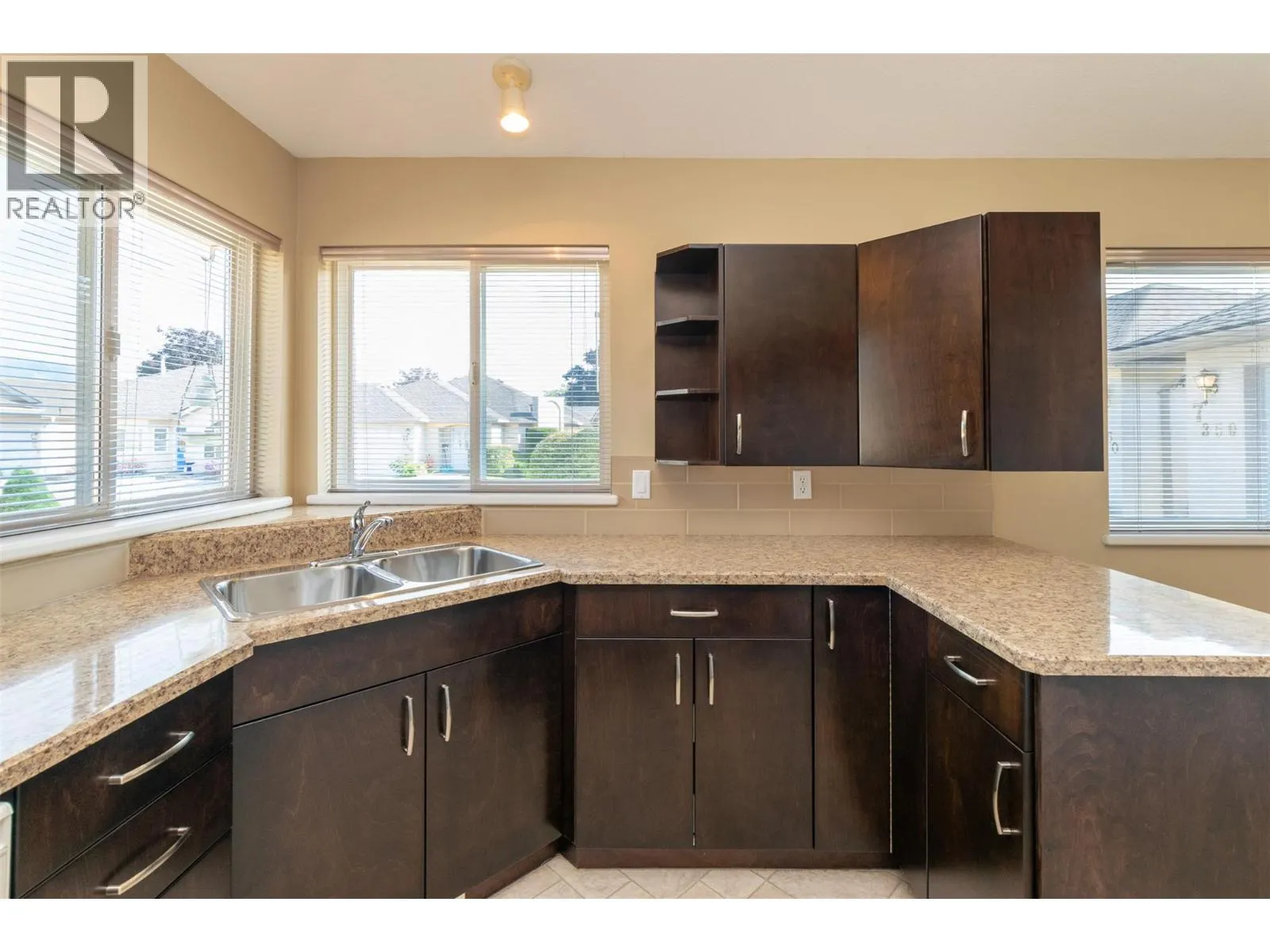 350 Hudson Street NW Unit# 7