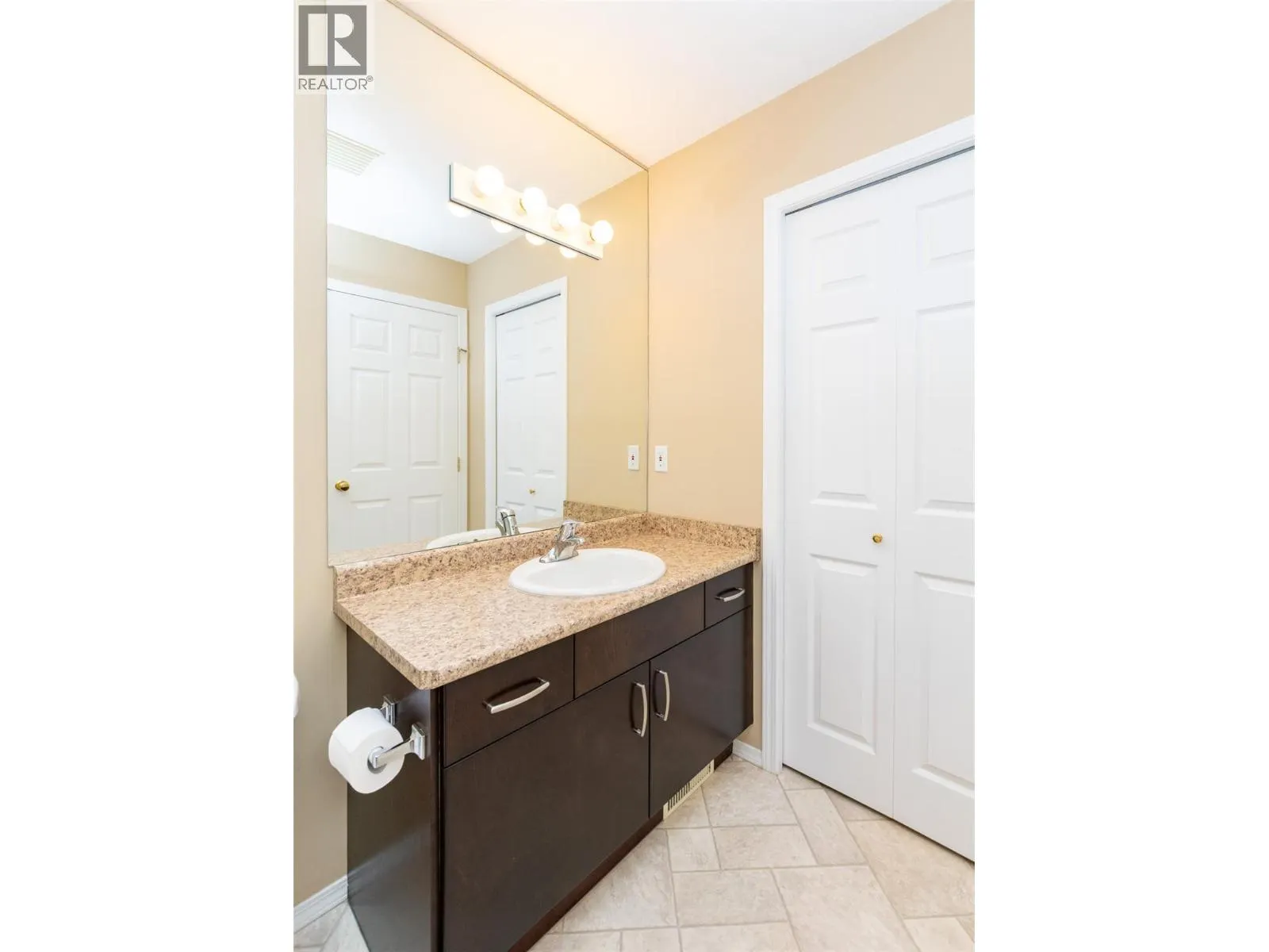 350 Hudson Street NW Unit# 7