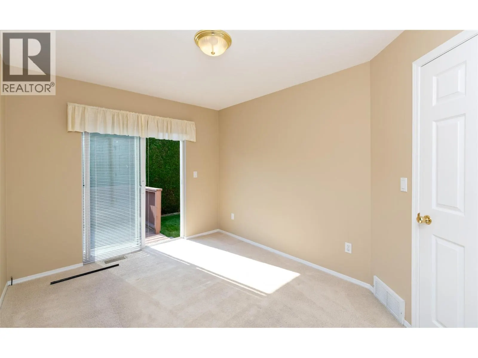 350 Hudson Street NW Unit# 7