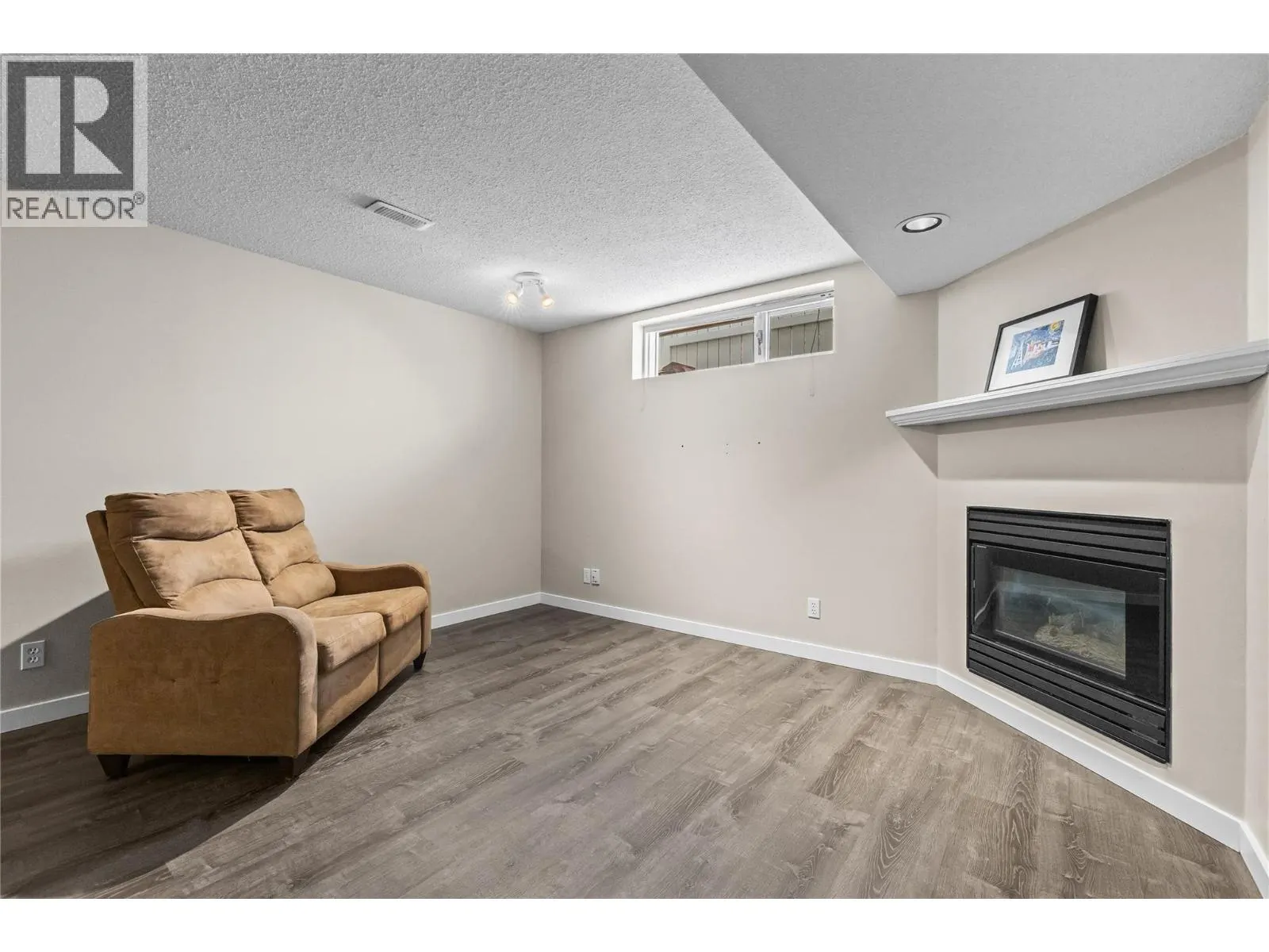 2395 Shannon Ridge Drive