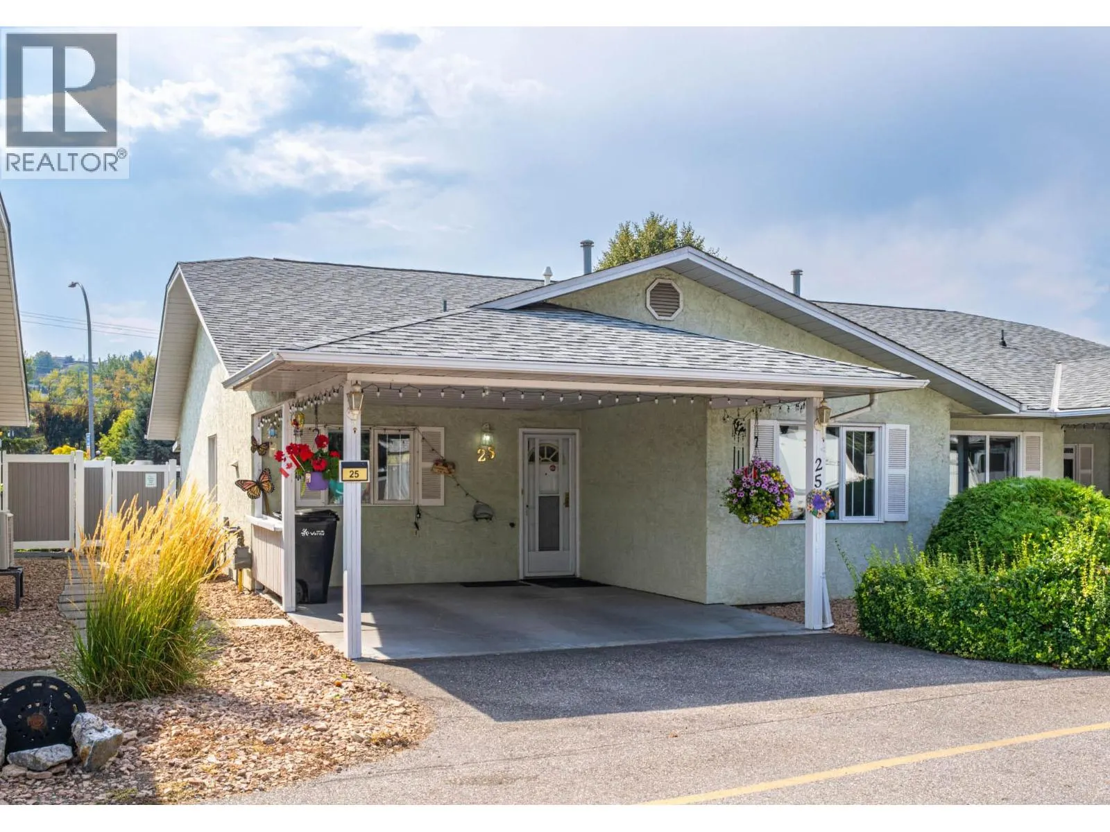 3900 27 Avenue Unit# 25