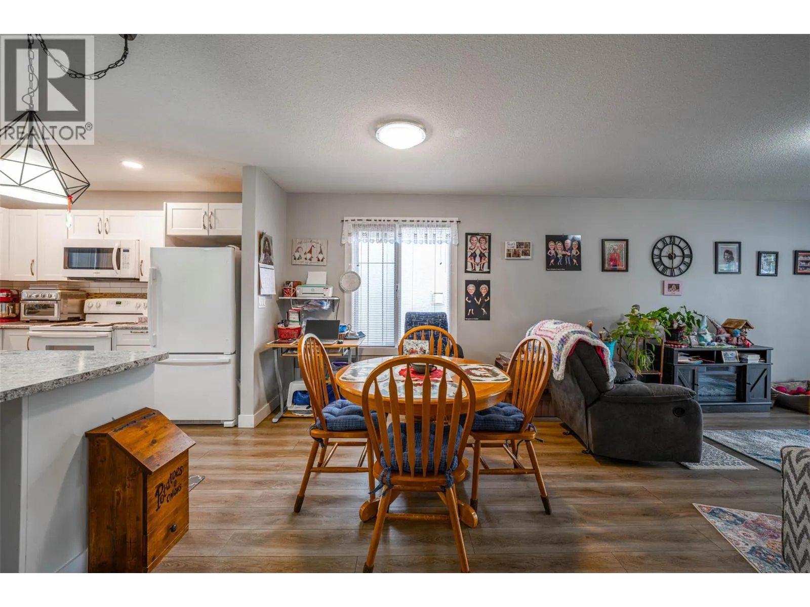 3900 27 Avenue Unit# 25