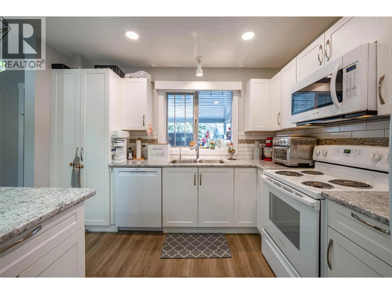 3900 27 Avenue Unit# 25