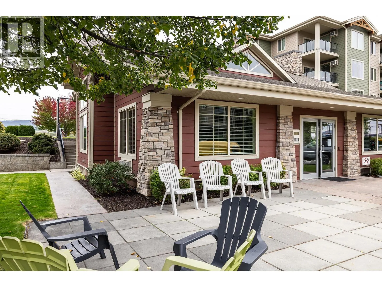 3731 Casorso Road Unit# 101