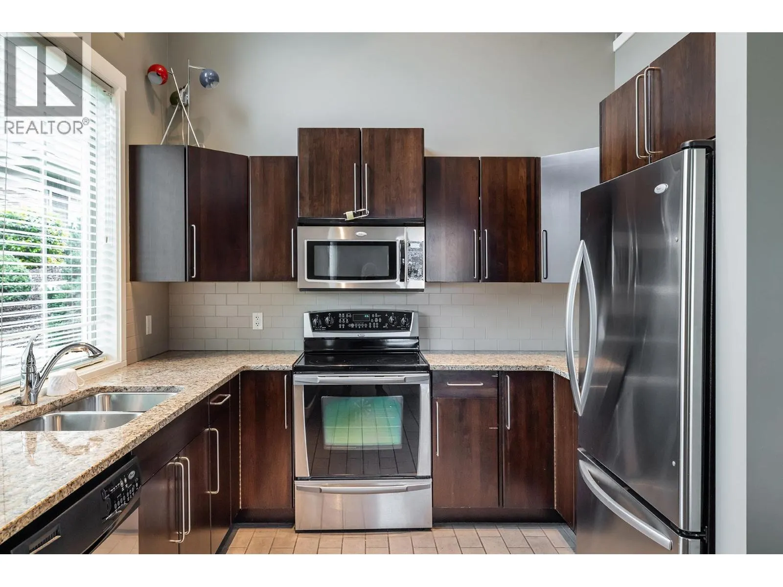 3731 Casorso Road Unit# 101