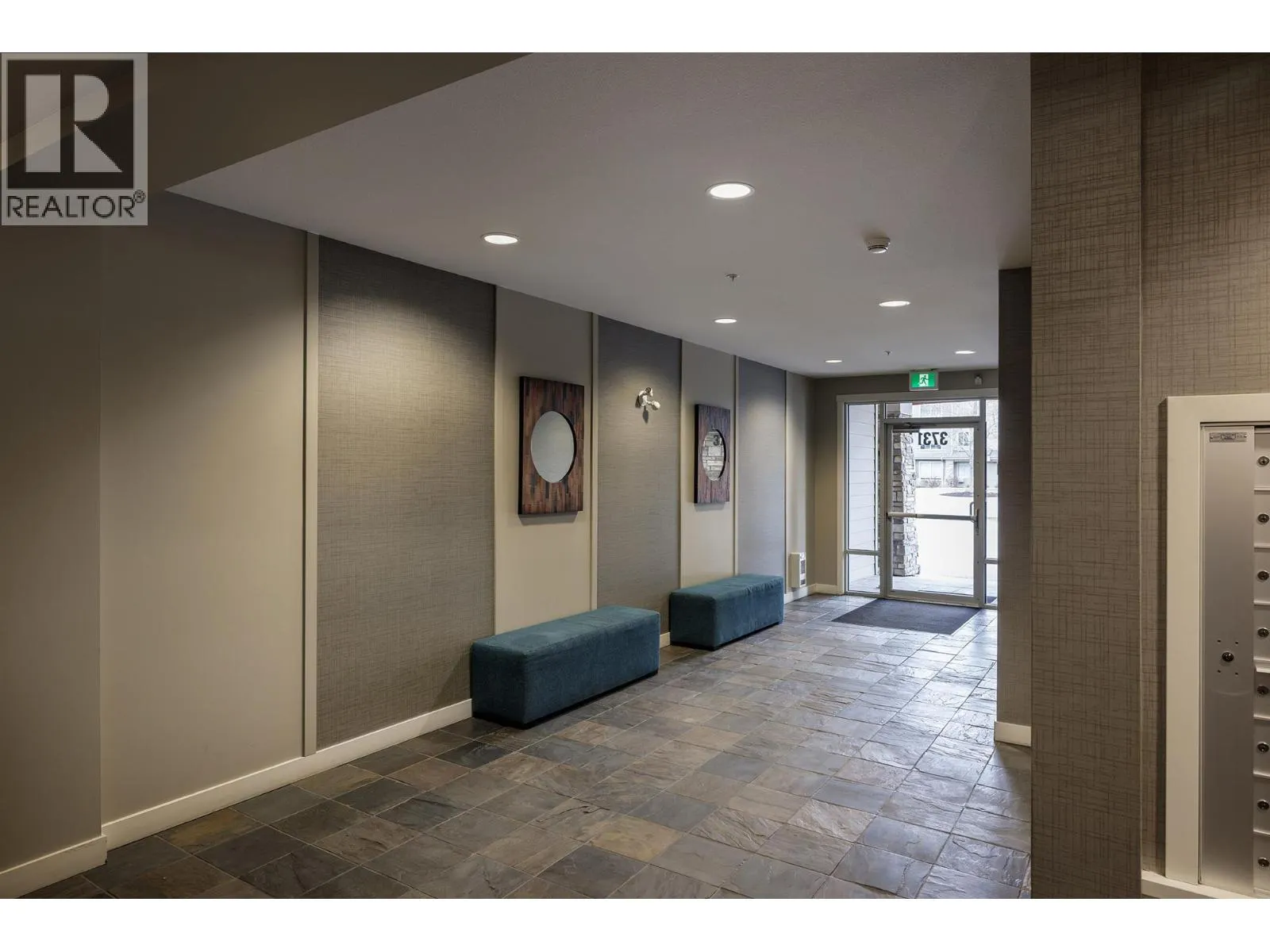 3731 Casorso Road Unit# 101