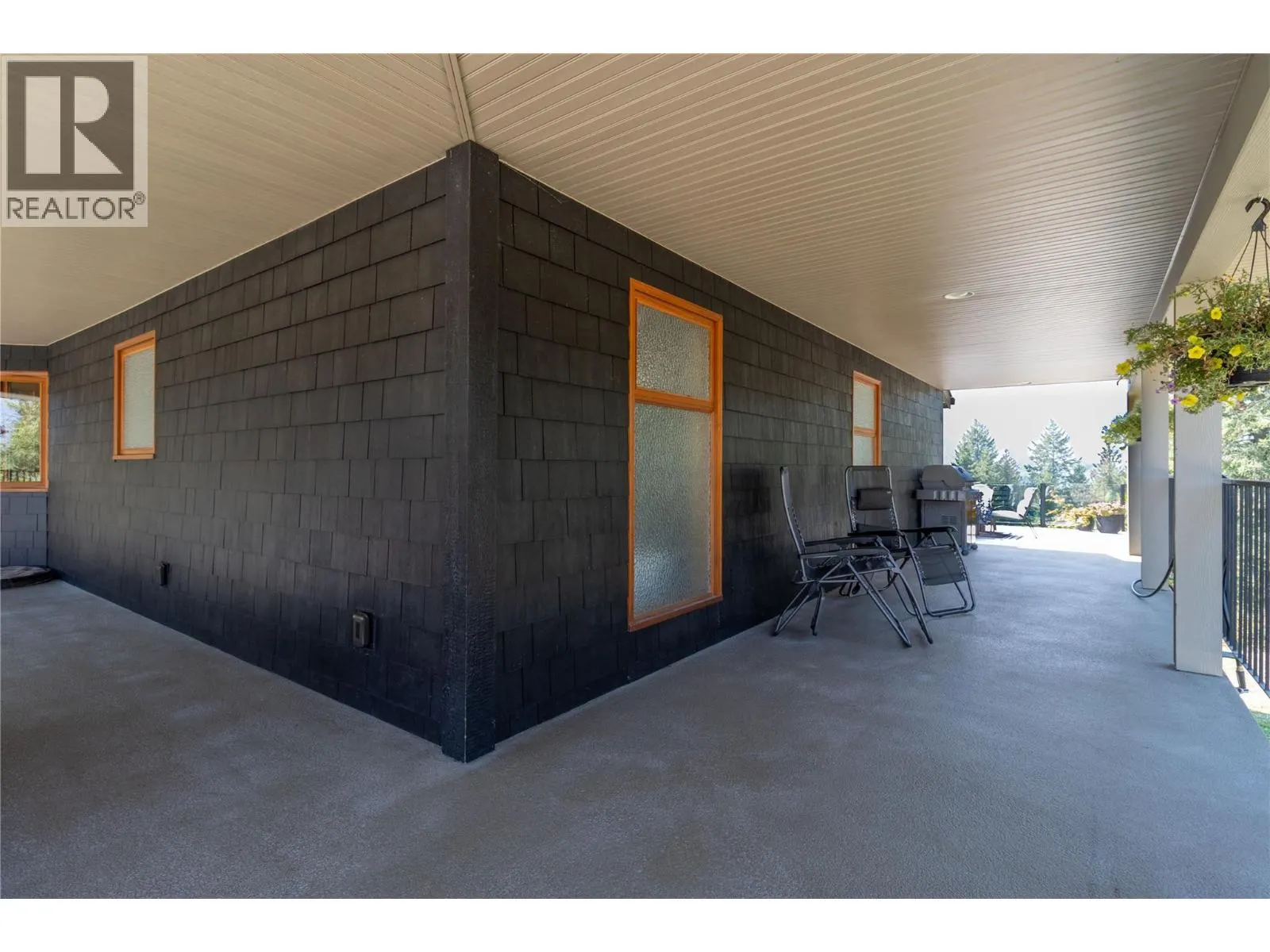 1403 Notch Hill Road