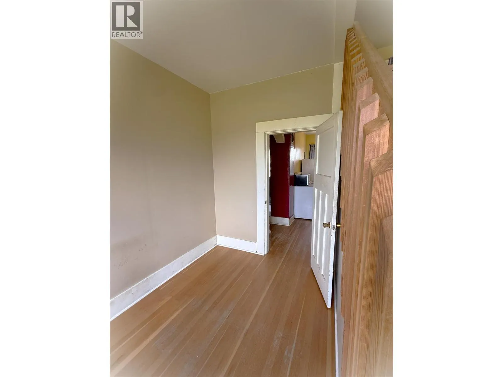 1403 Notch Hill Road