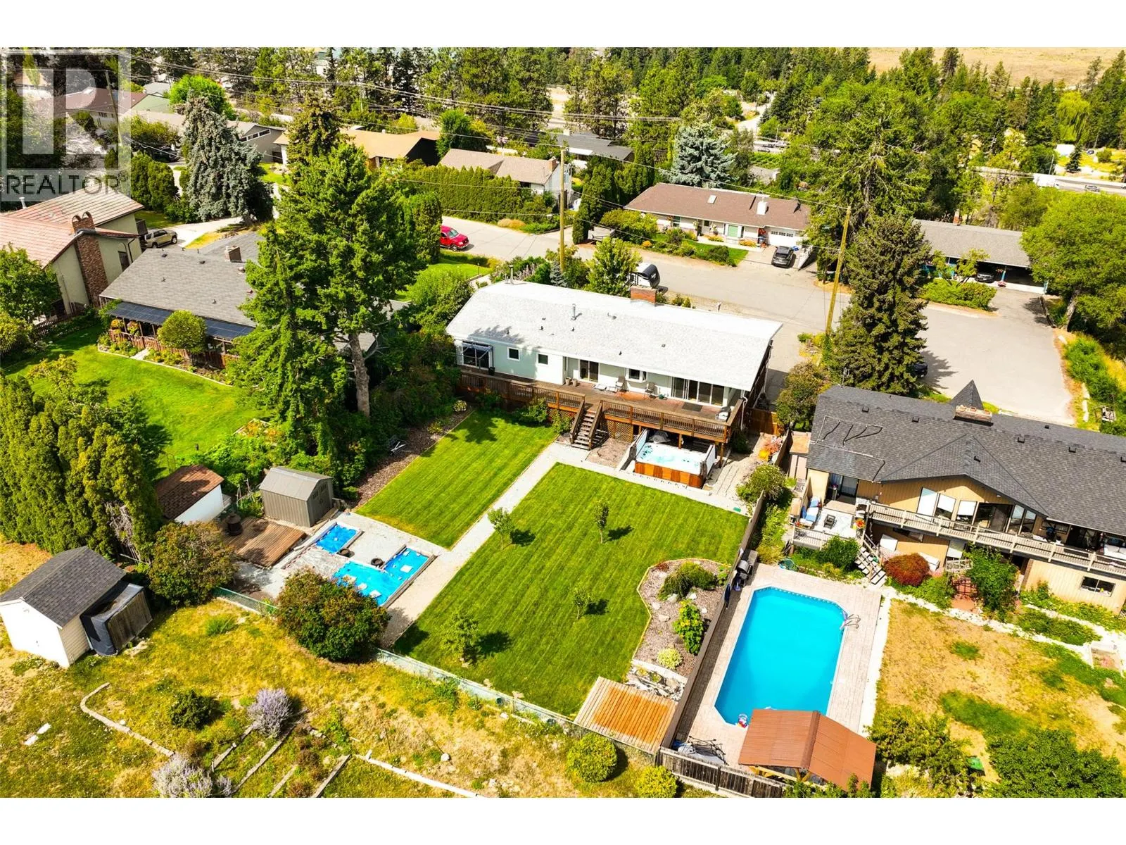 2415 COLLINGWOOD Road