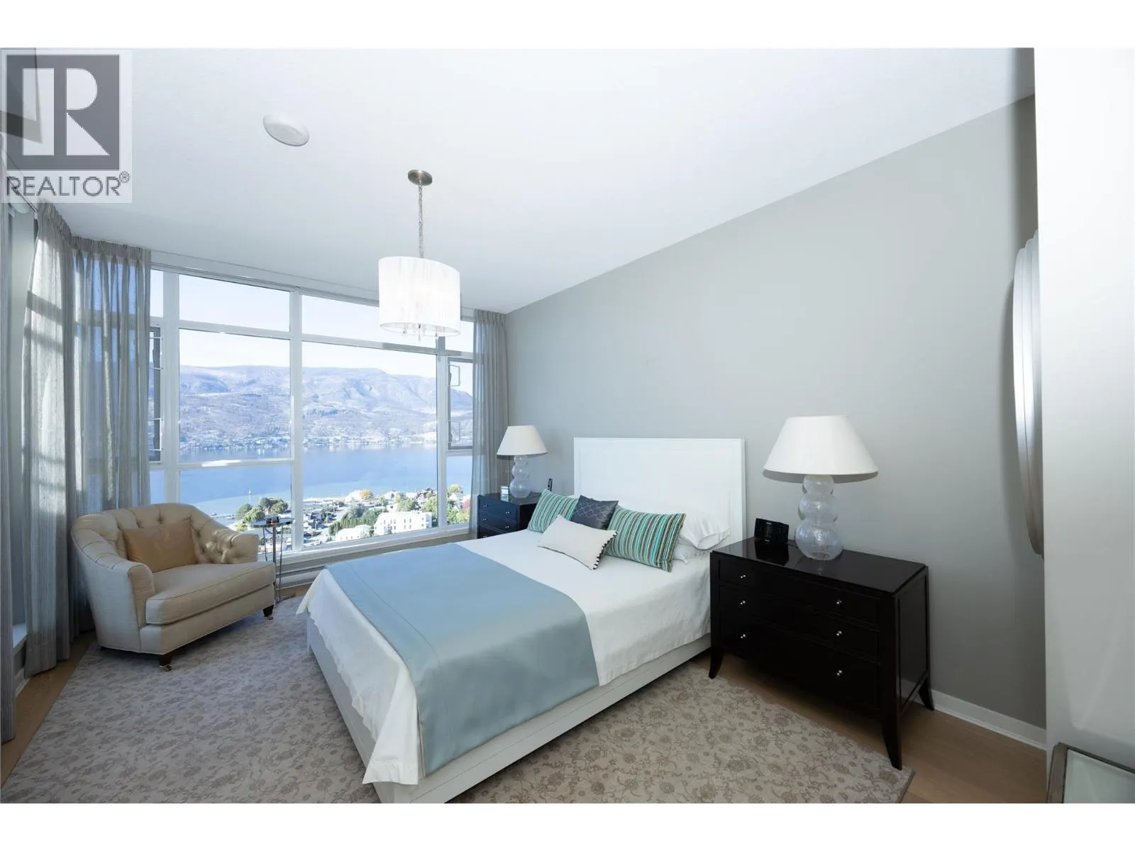 1075 Sunset Drive Unit# 2604