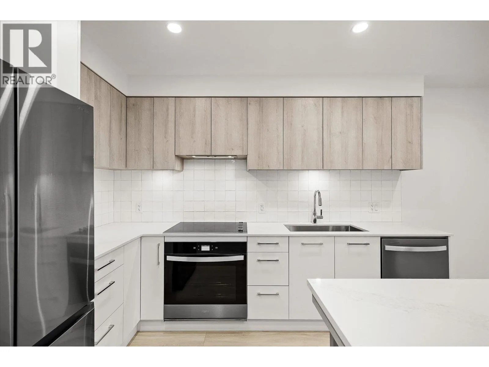 3699 Capozzi Road Unit# 108