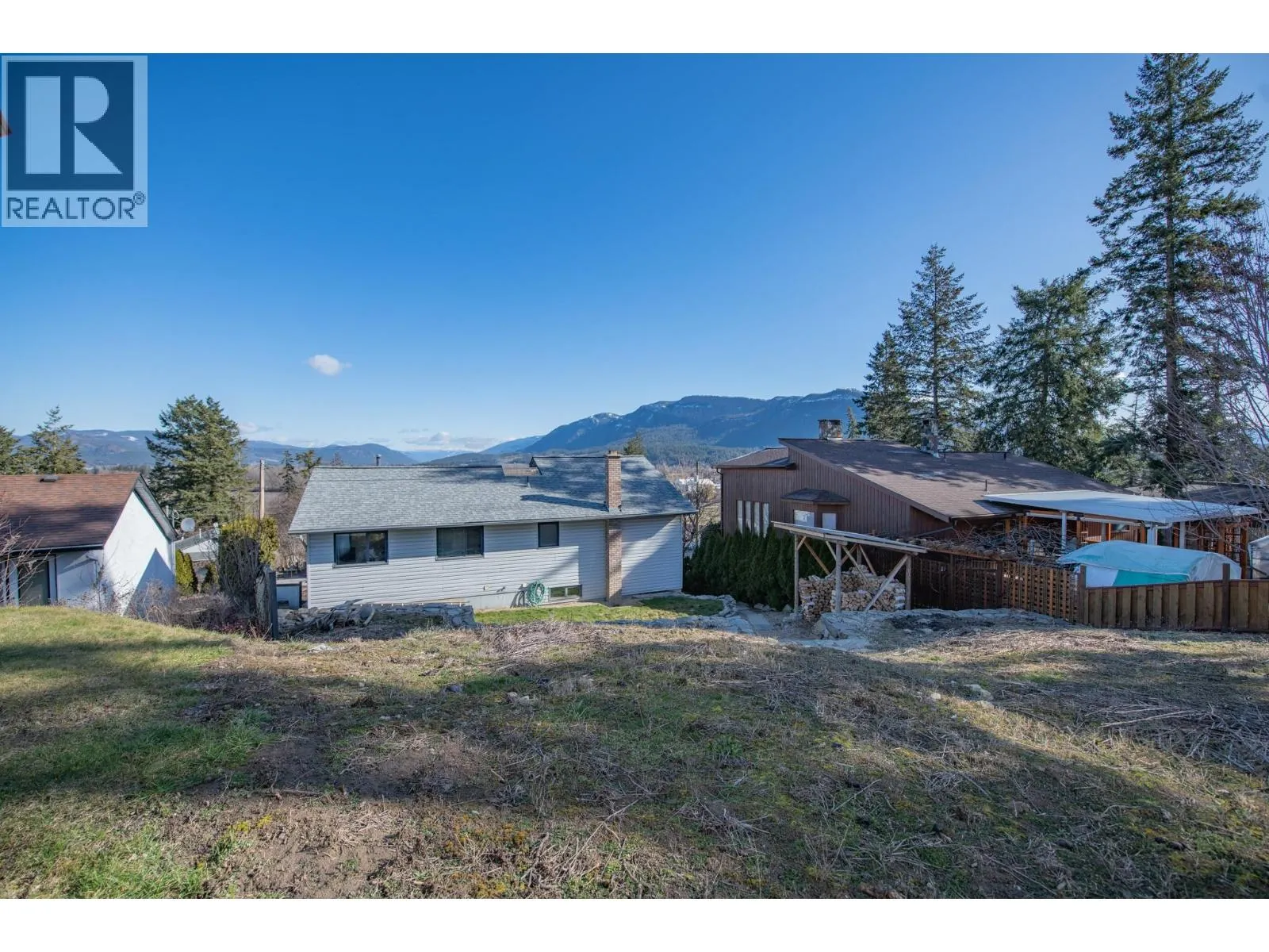 135 Birch Crescent