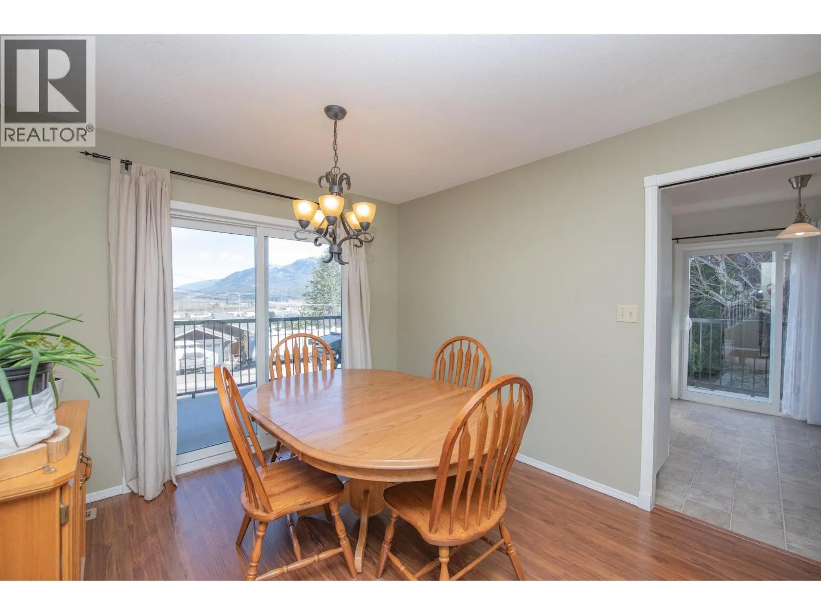 135 Birch Crescent