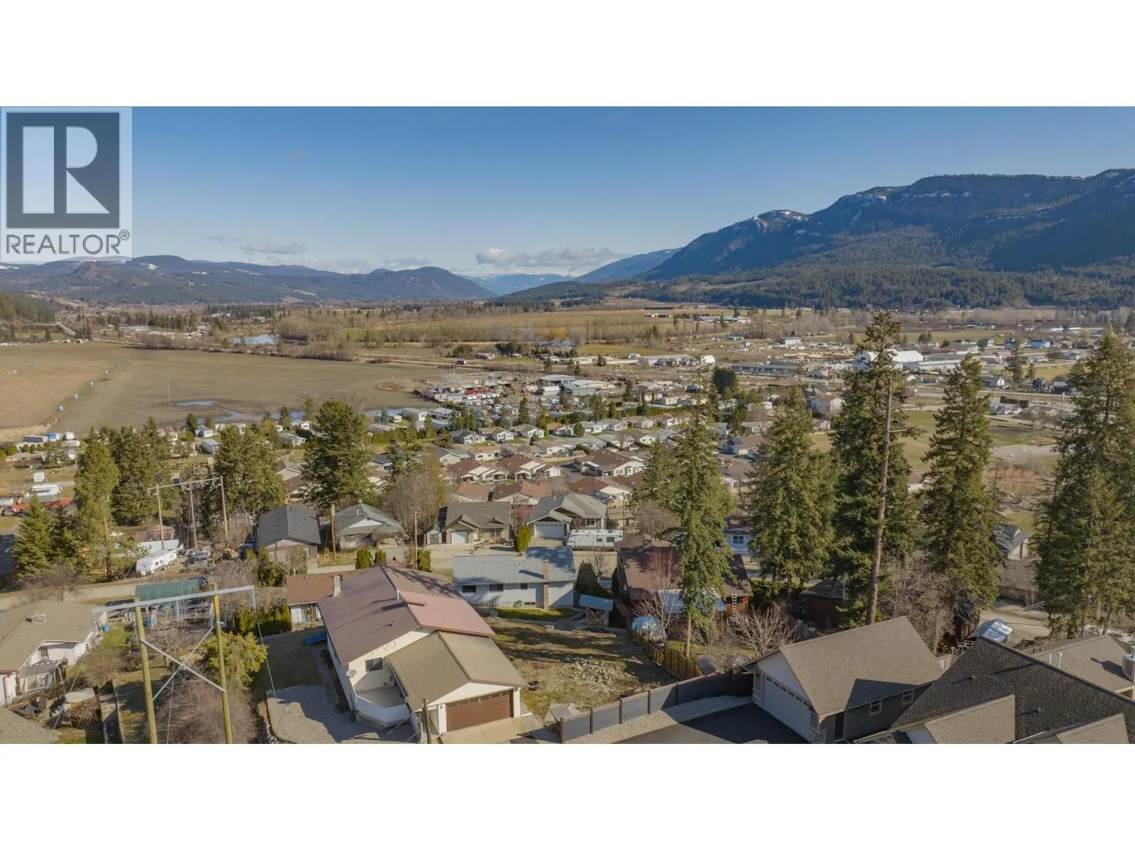 135 Birch Crescent
