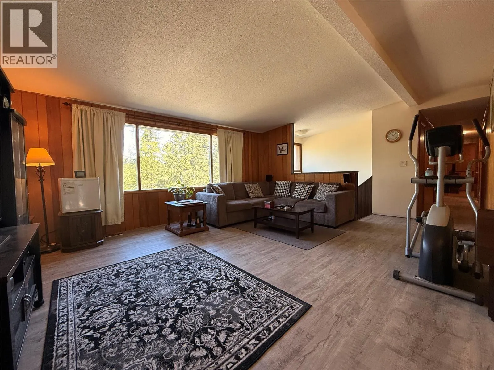 785 Silver Creek Road