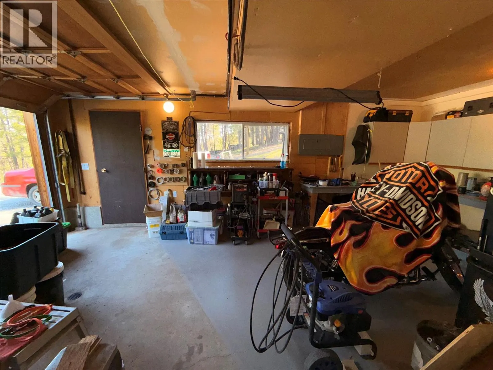 785 Silver Creek Road