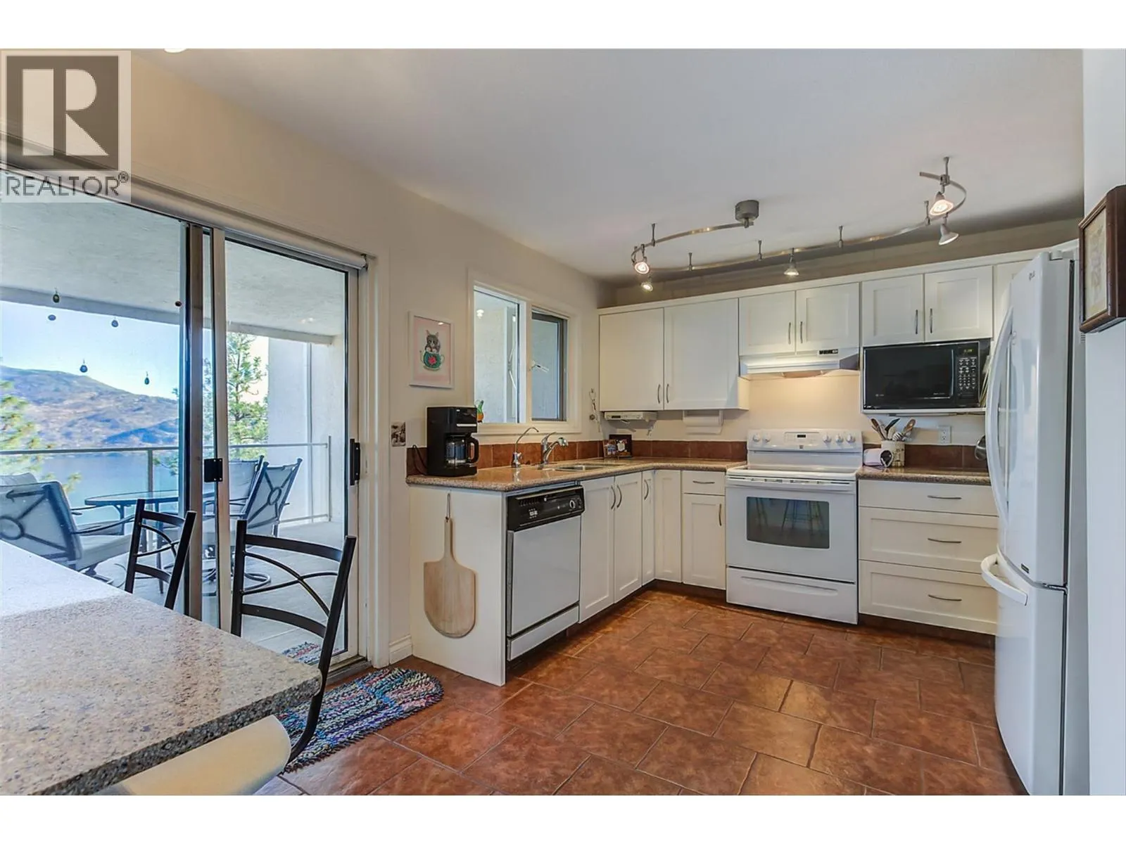 4470 Ponderosa Drive Unit# 103