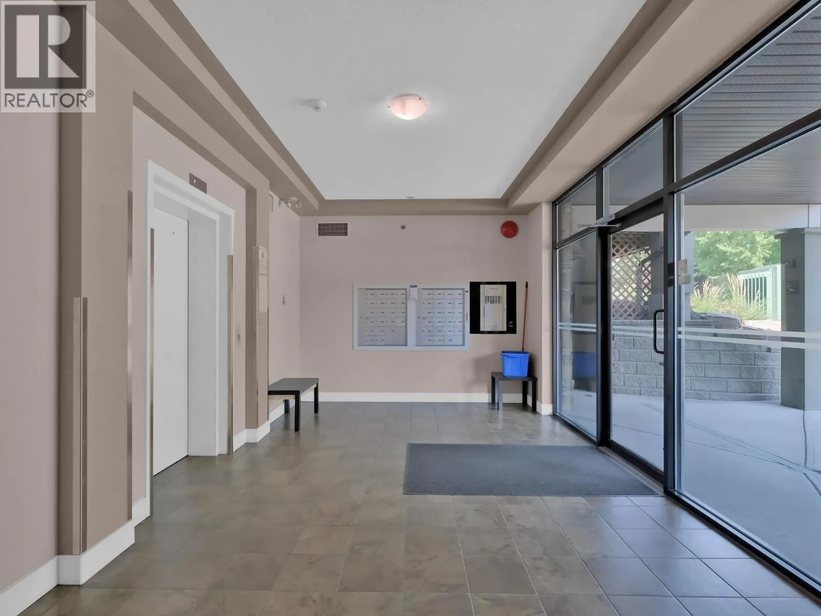 260 Franklyn Road Unit# 102