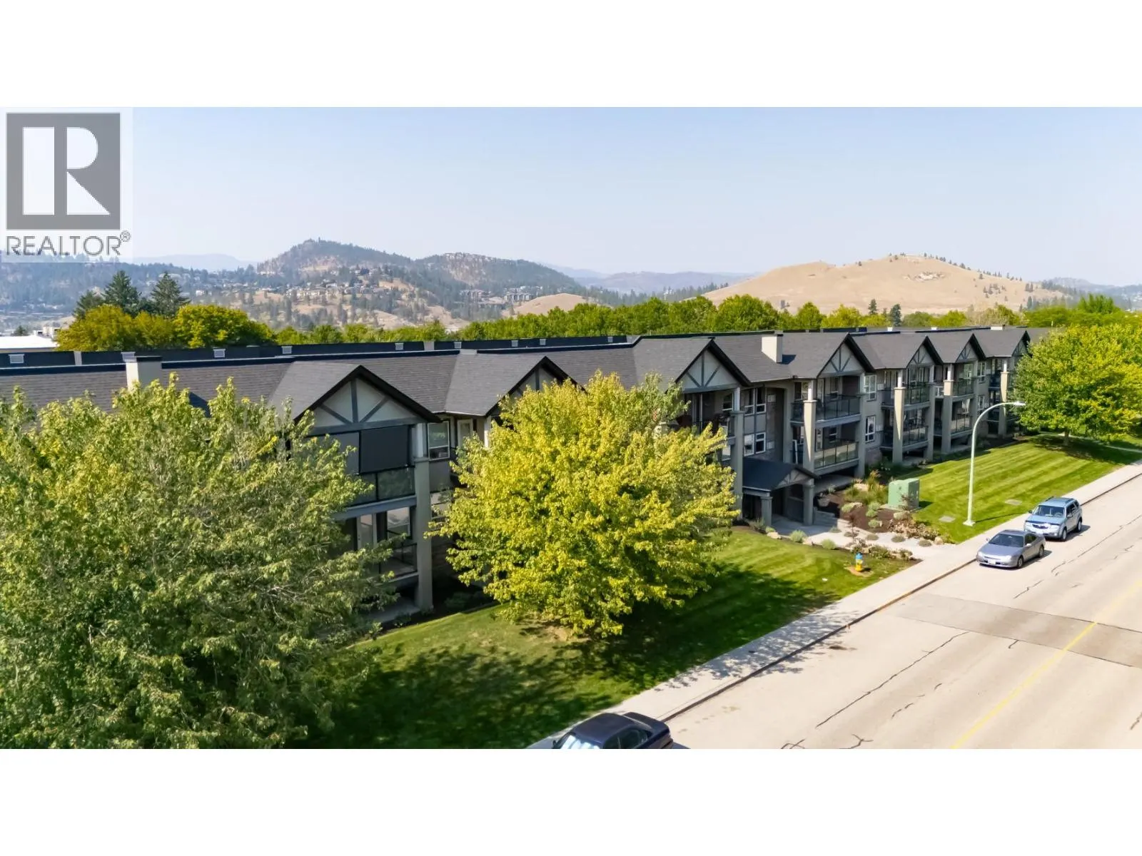 260 Franklyn Road Unit# 102
