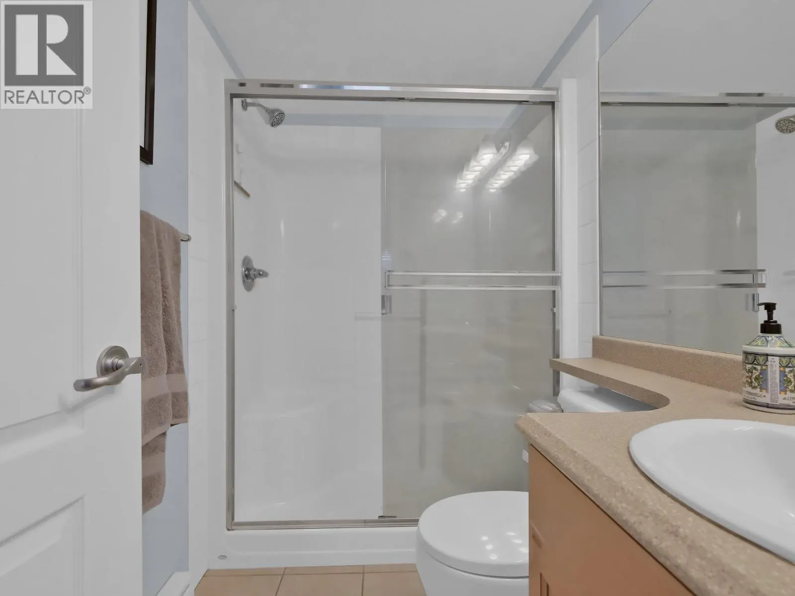 260 Franklyn Road Unit# 102